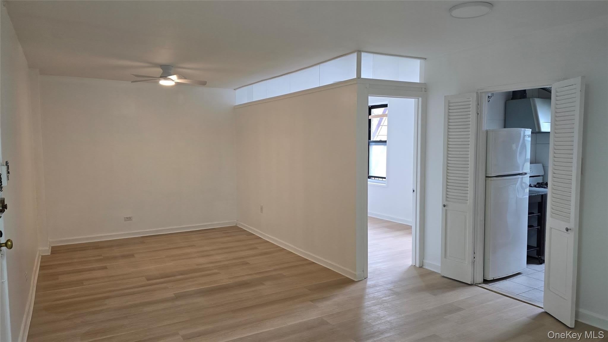 141-60 84th Road – photo 5