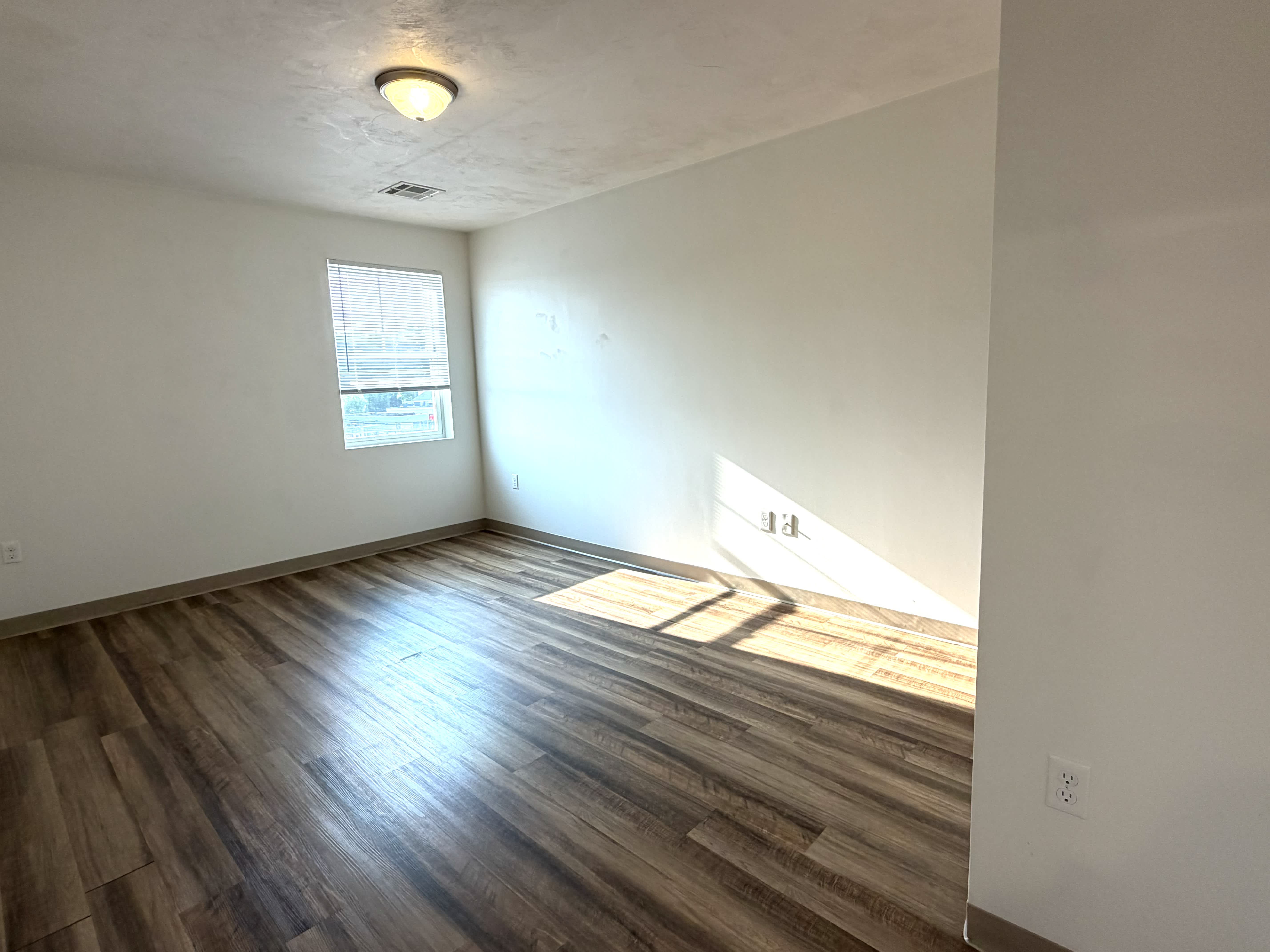329 East St – photo 5