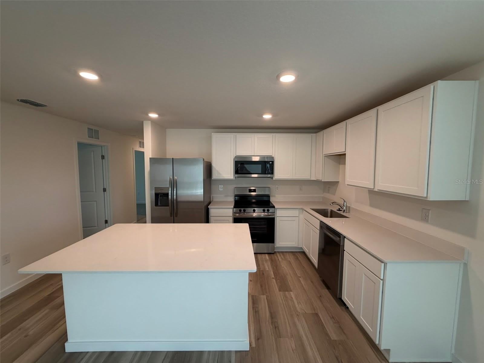 7804 SW 46TH Court – photo 5
