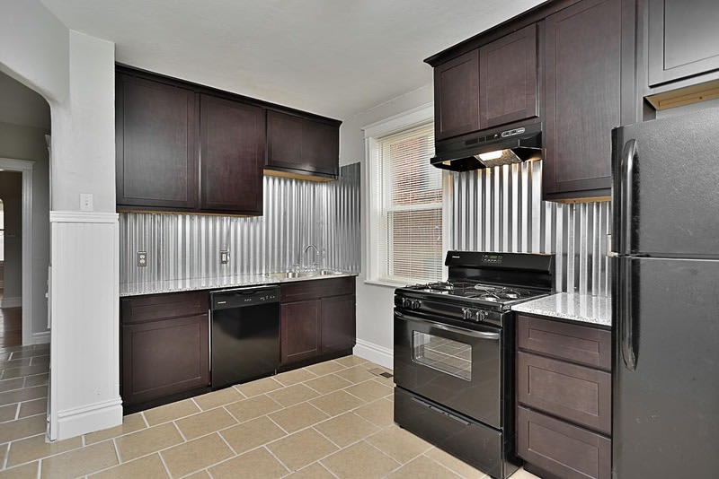 4944 Tholozan Avenue – photo 2