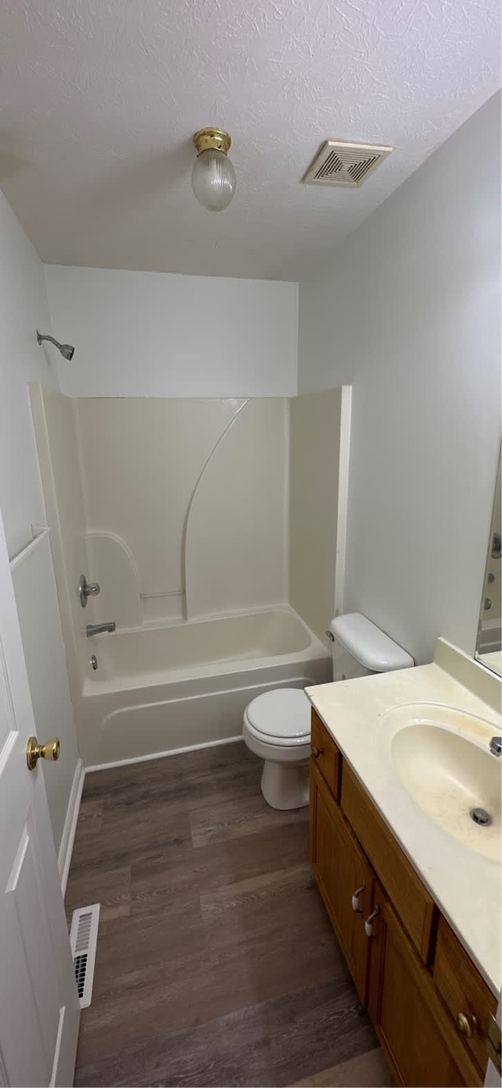 200 Glendale Avenue – photo 4