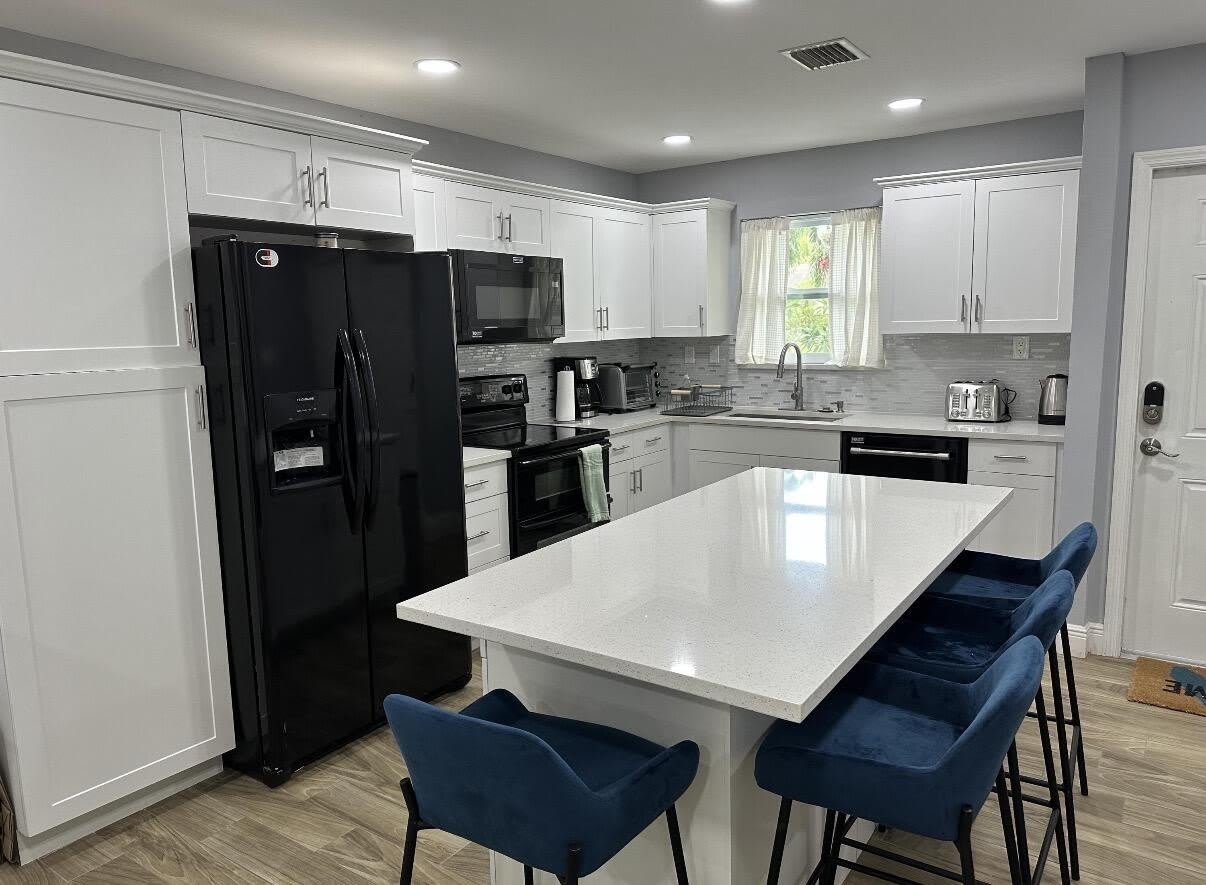 1392 Riverside Circle – photo 3
