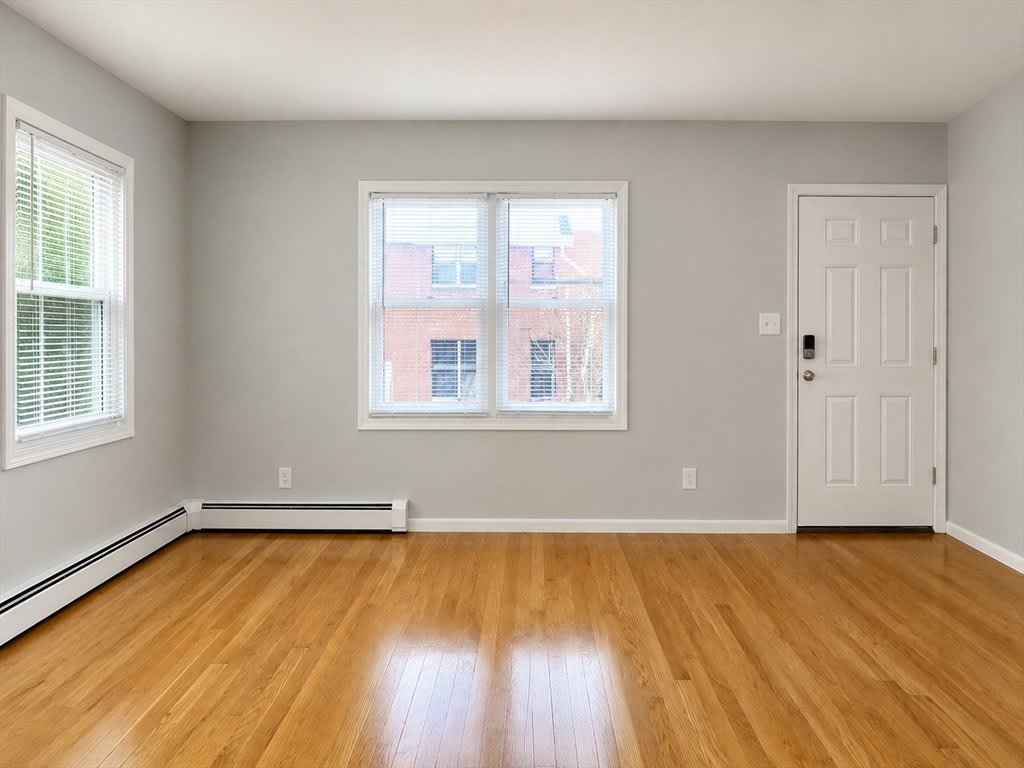 57 Sumner St – photo 2