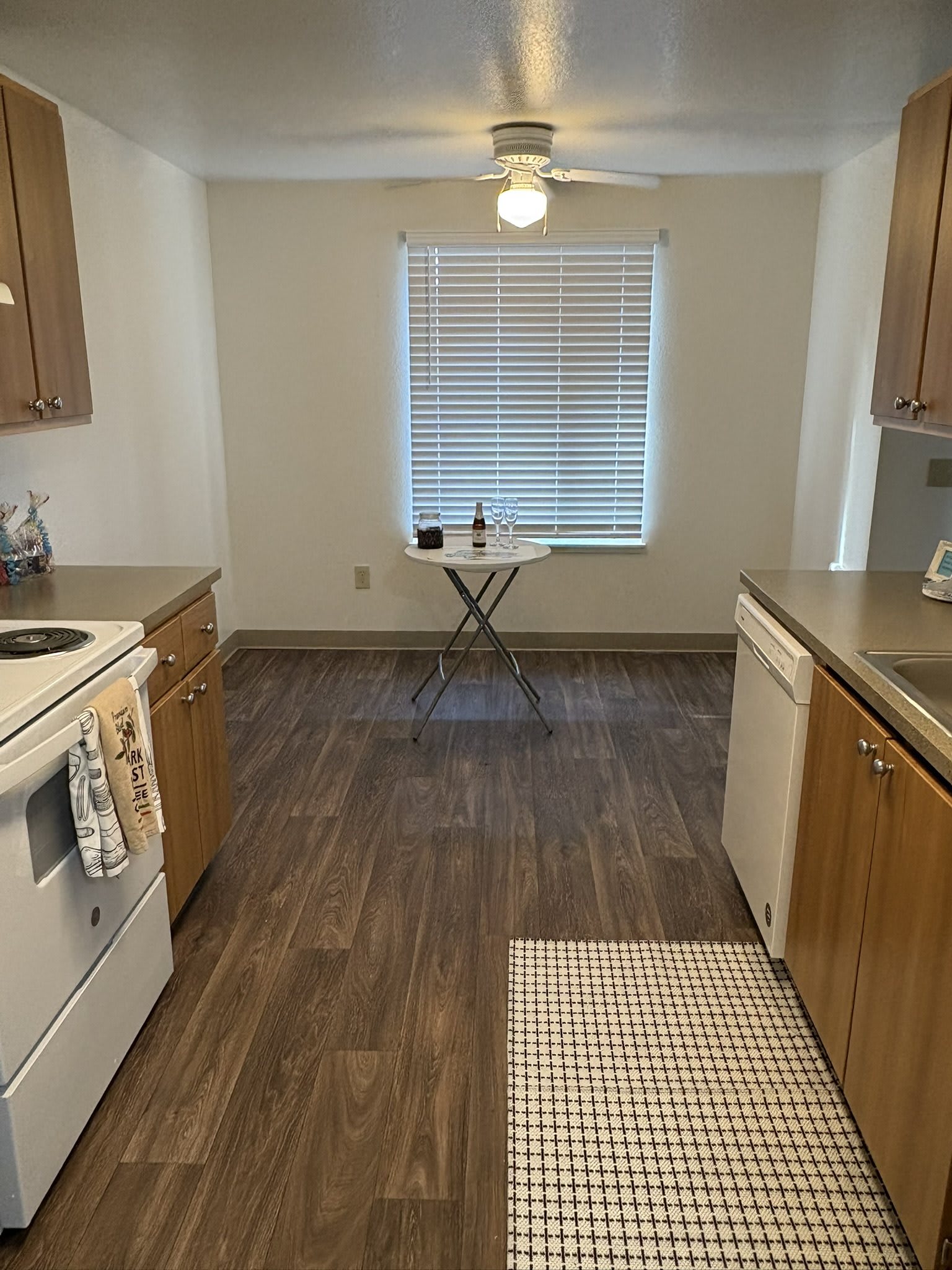 Windsor Manor – photo 4