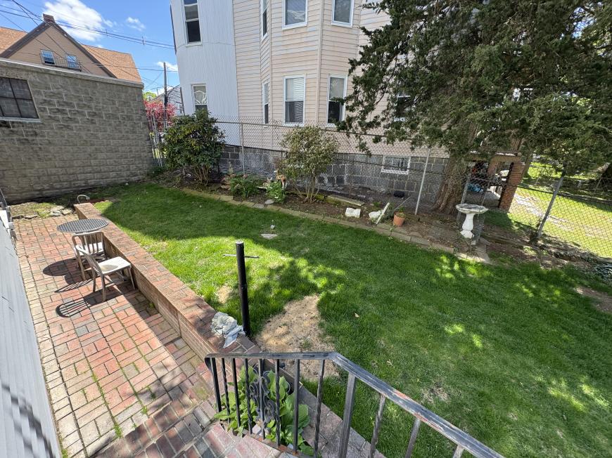 440 Washington St – photo 3