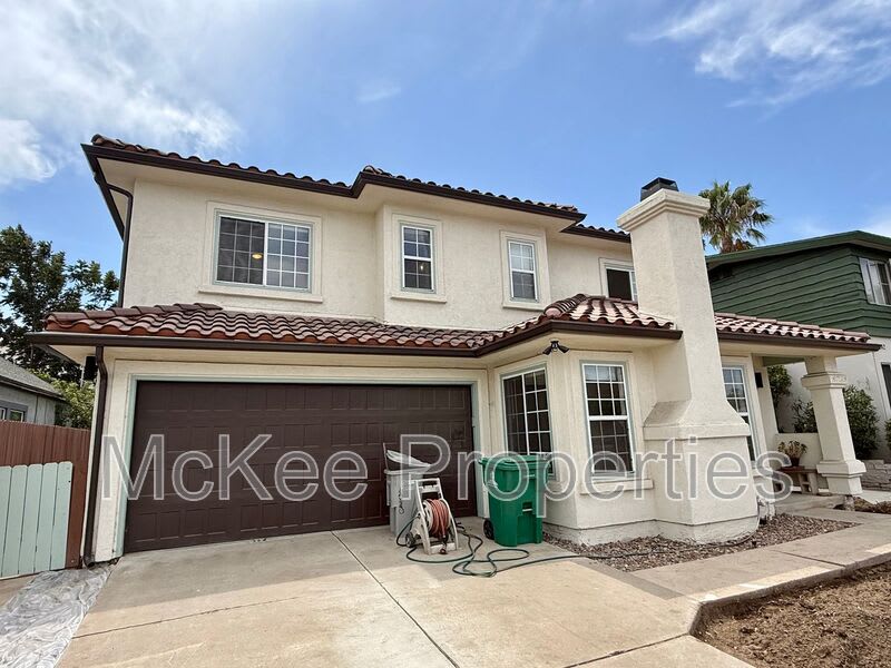 4734 E. Mountain View Drive – photo 1