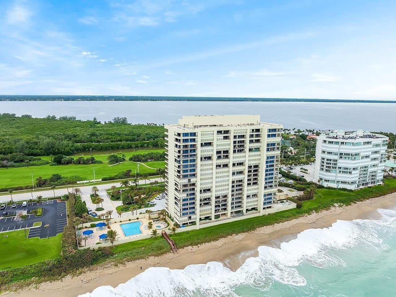 8750 S Ocean Drive – photo 3