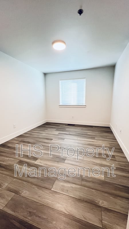 485 S 38Th Ave – photo 4