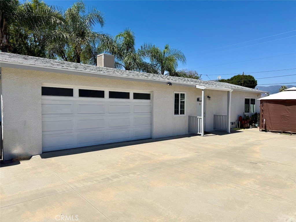 18421 E Cypress – photo 1