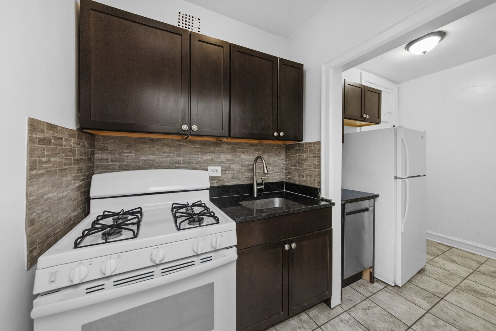 1361 West Estes Avenue – photo 2