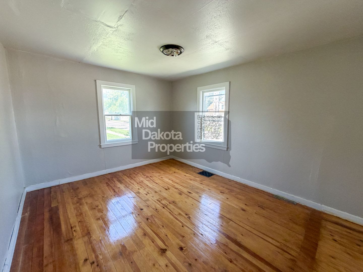 623 N Edmunds-3 Bedroom, 1.75 bathroom house – photo 3