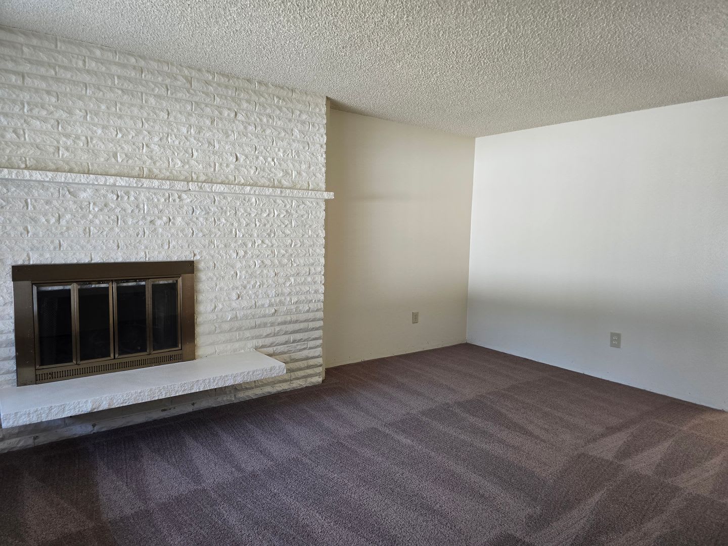 2 Bedroom Duplex In Auburn – photo 3