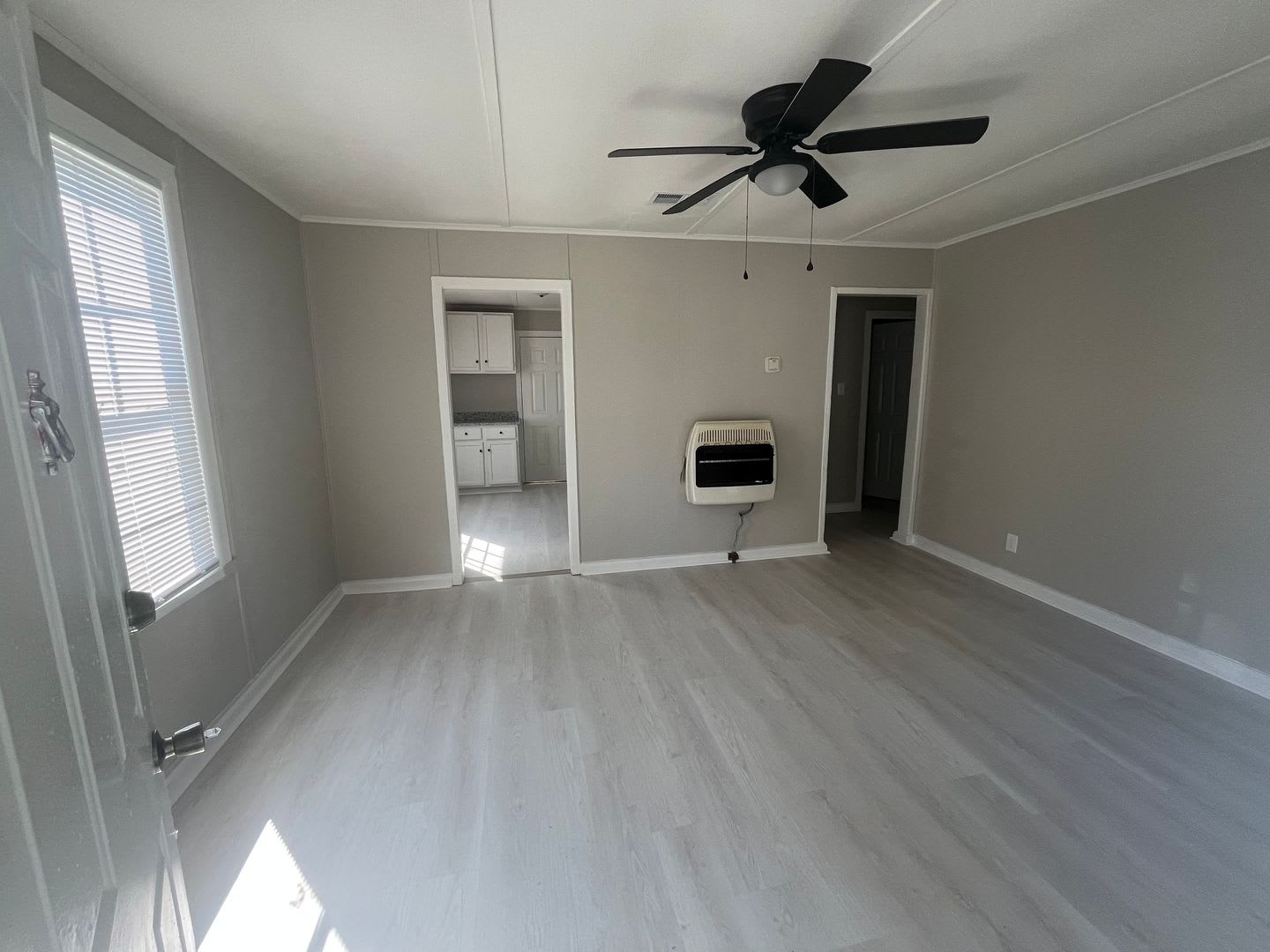 2 Br. home in Jacksonville for rent – photo 3