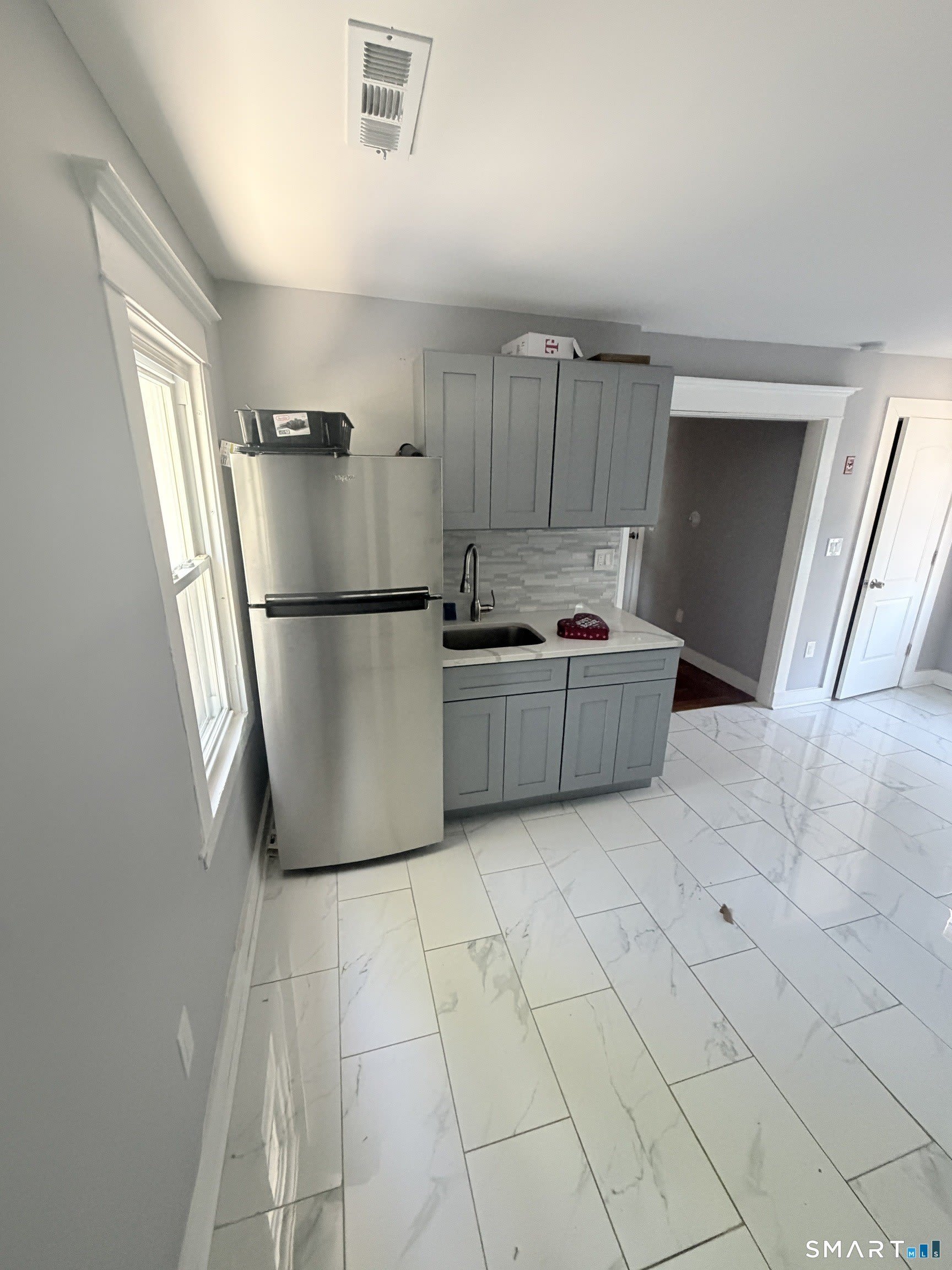 32 Alstrum Street – photo 4