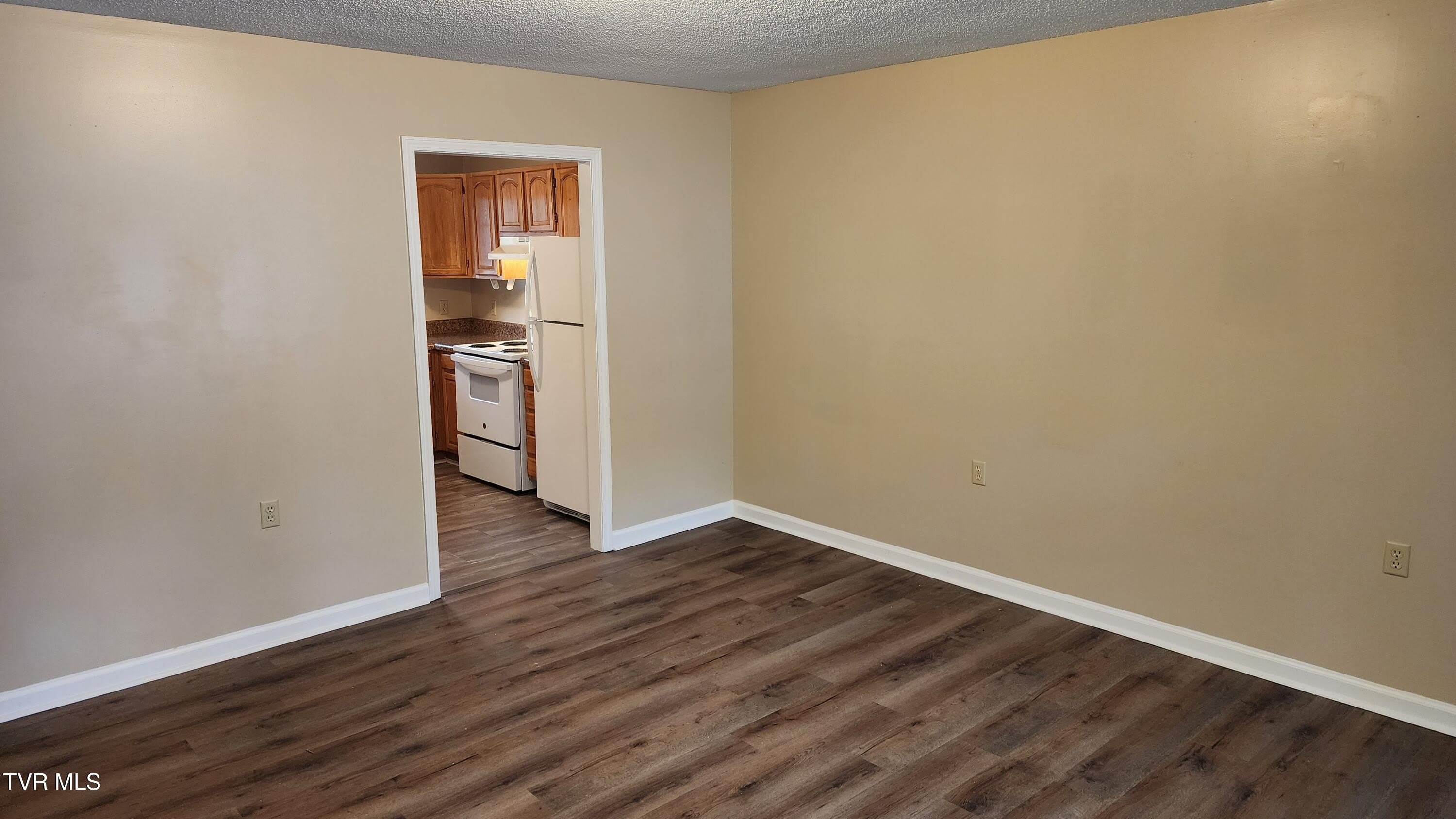 2816 Broad Street – photo 3