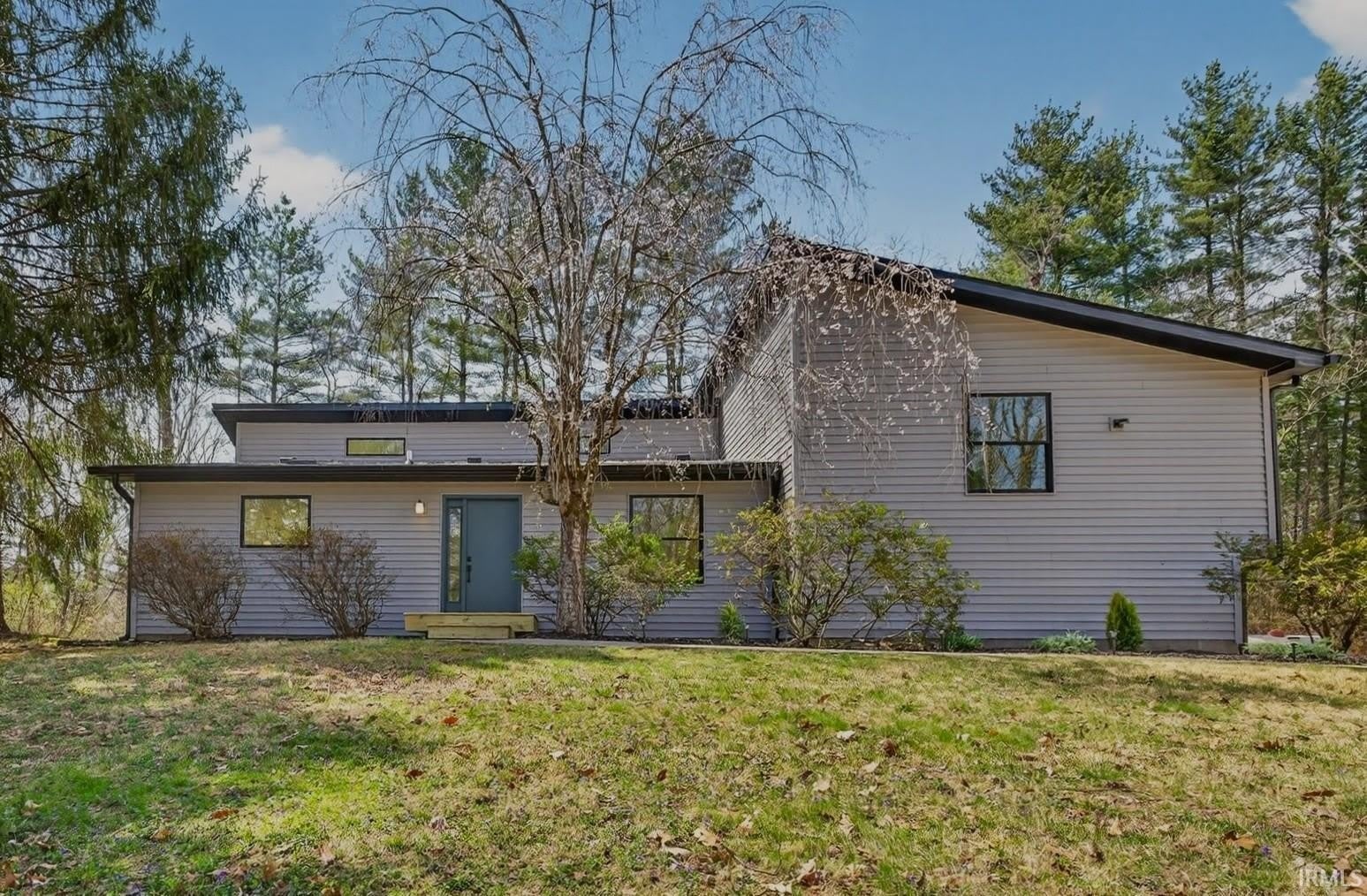 4620 S Woodbine Drive – photo 1