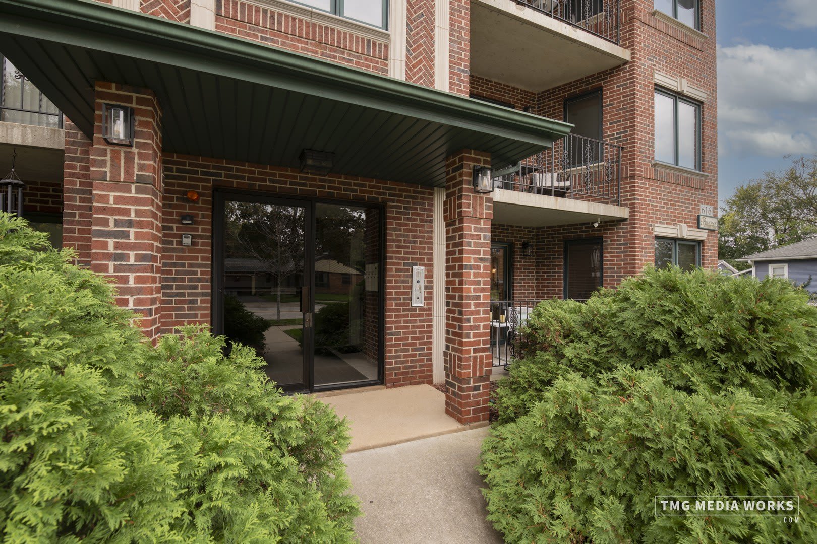 616 E 5th Avenue – photo 2