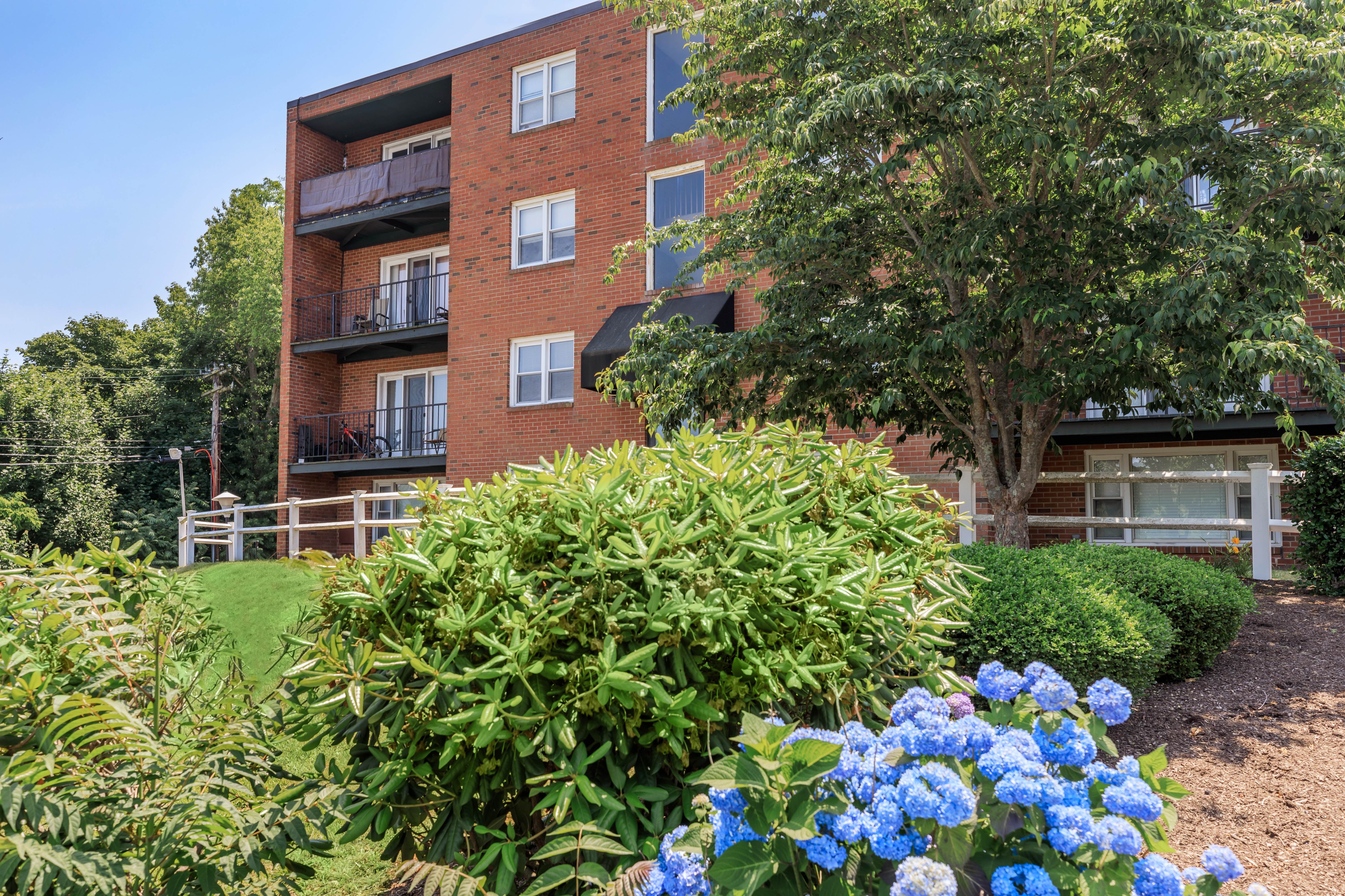 Groton Towers – photo 2