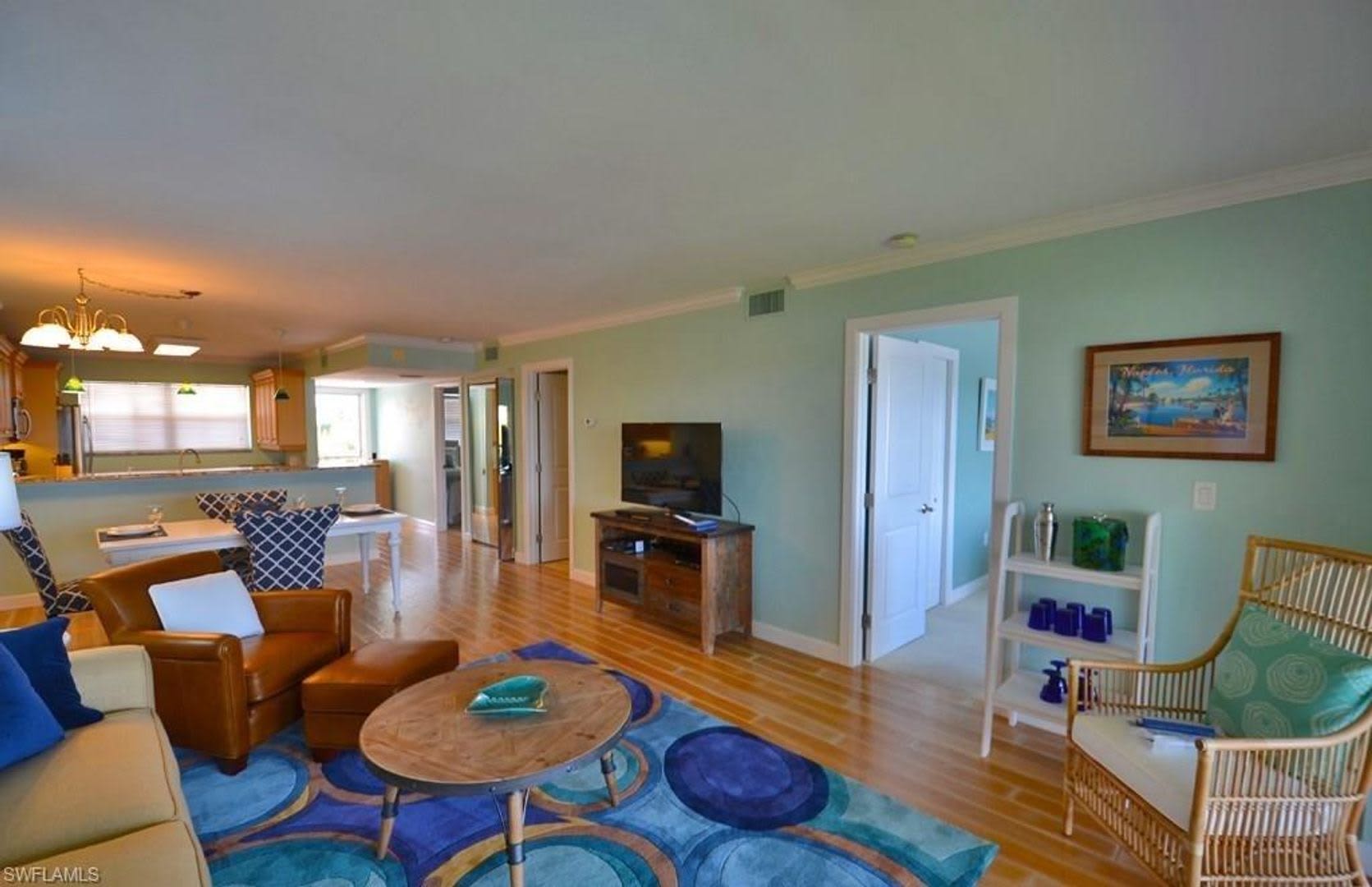 Mariner's Cove 2/2 Condo (Fully Furnished) -- Monthly Rental Now Available – photo 4