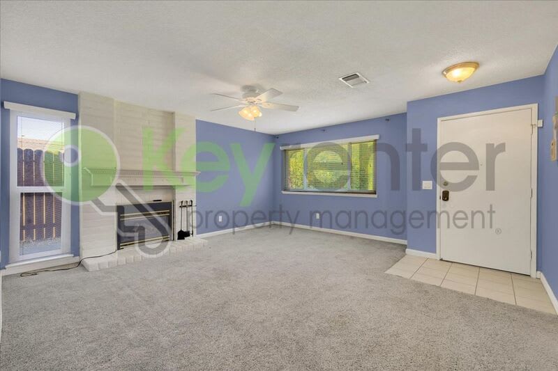 7005 Woodside Drive – photo 4