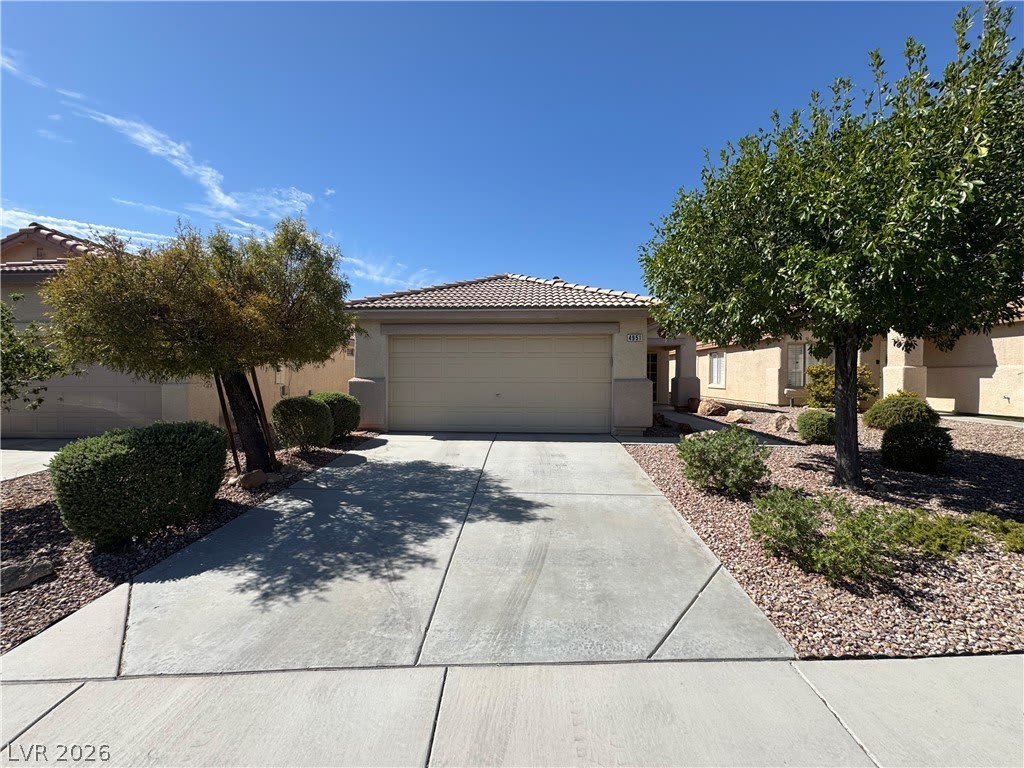 4951 Lunetto Avenue – photo 1