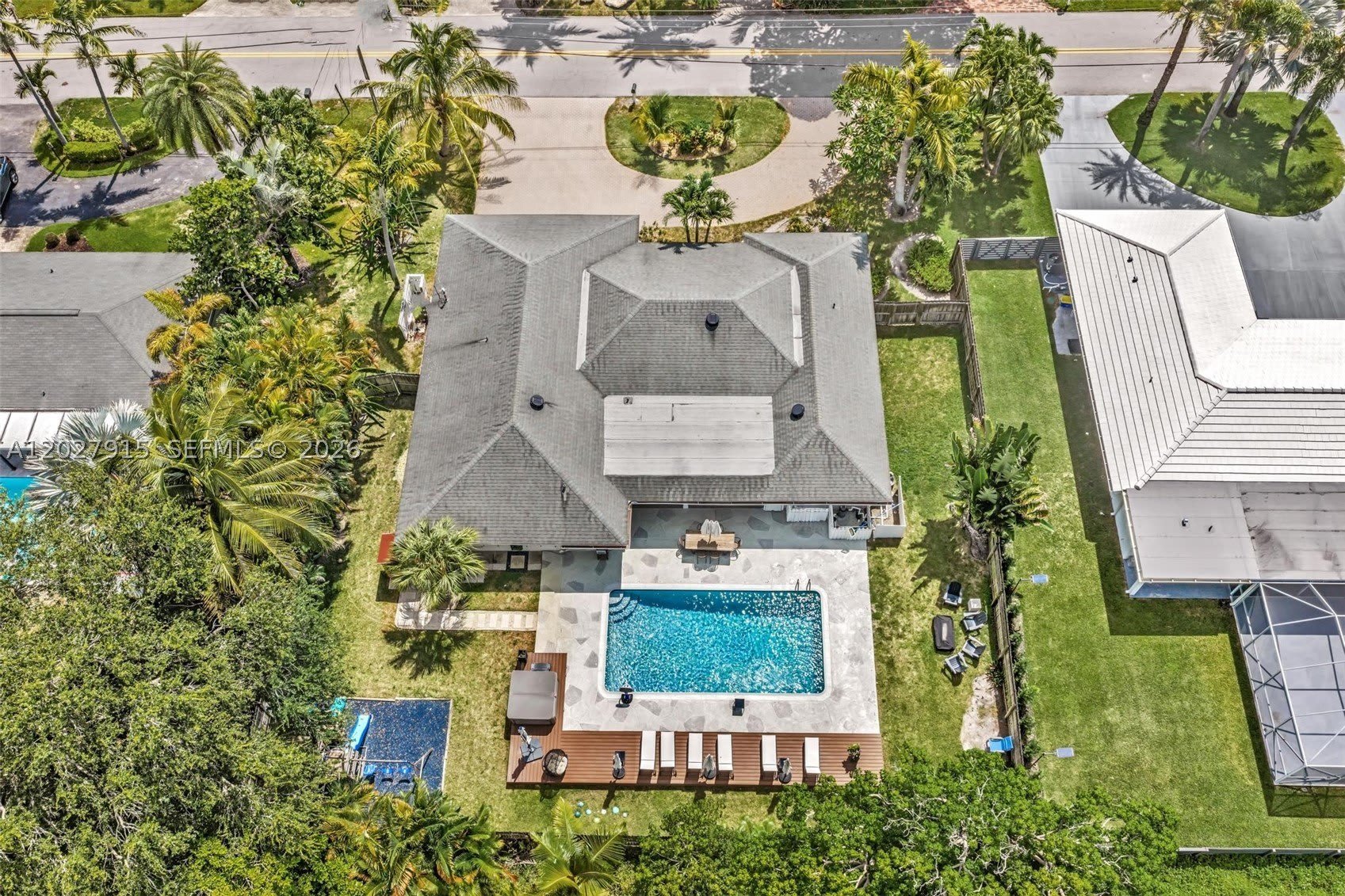8101 W Lake Dr – photo 2