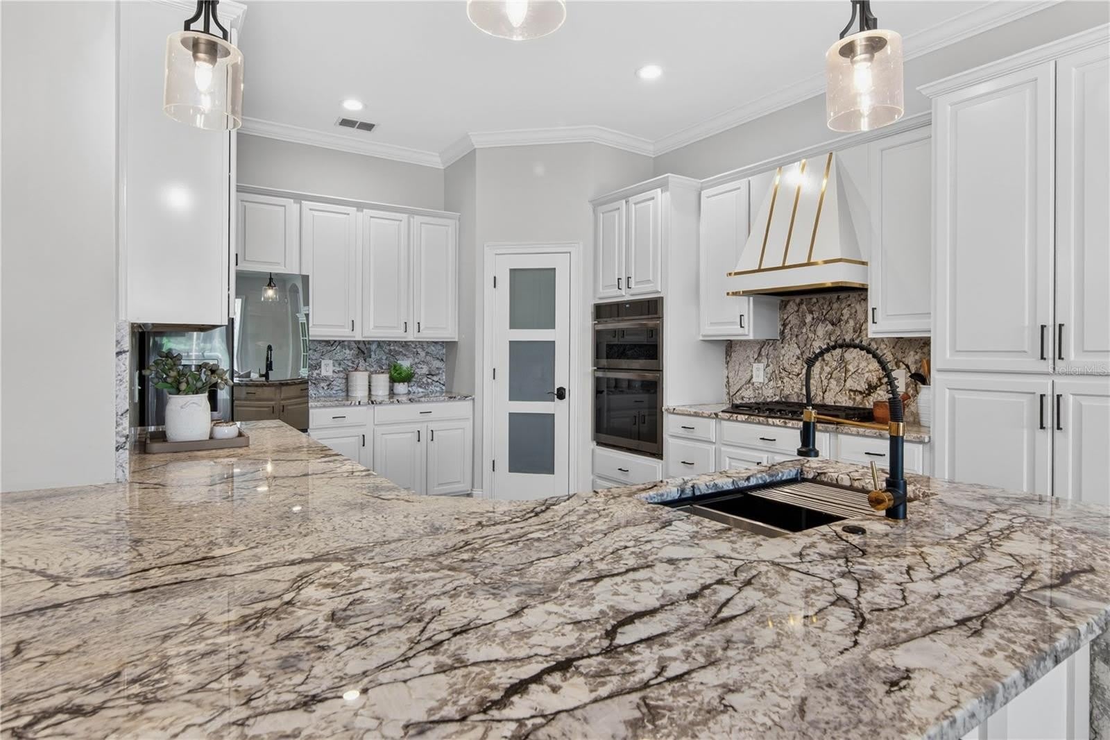8411 WOBURN Court – photo 3