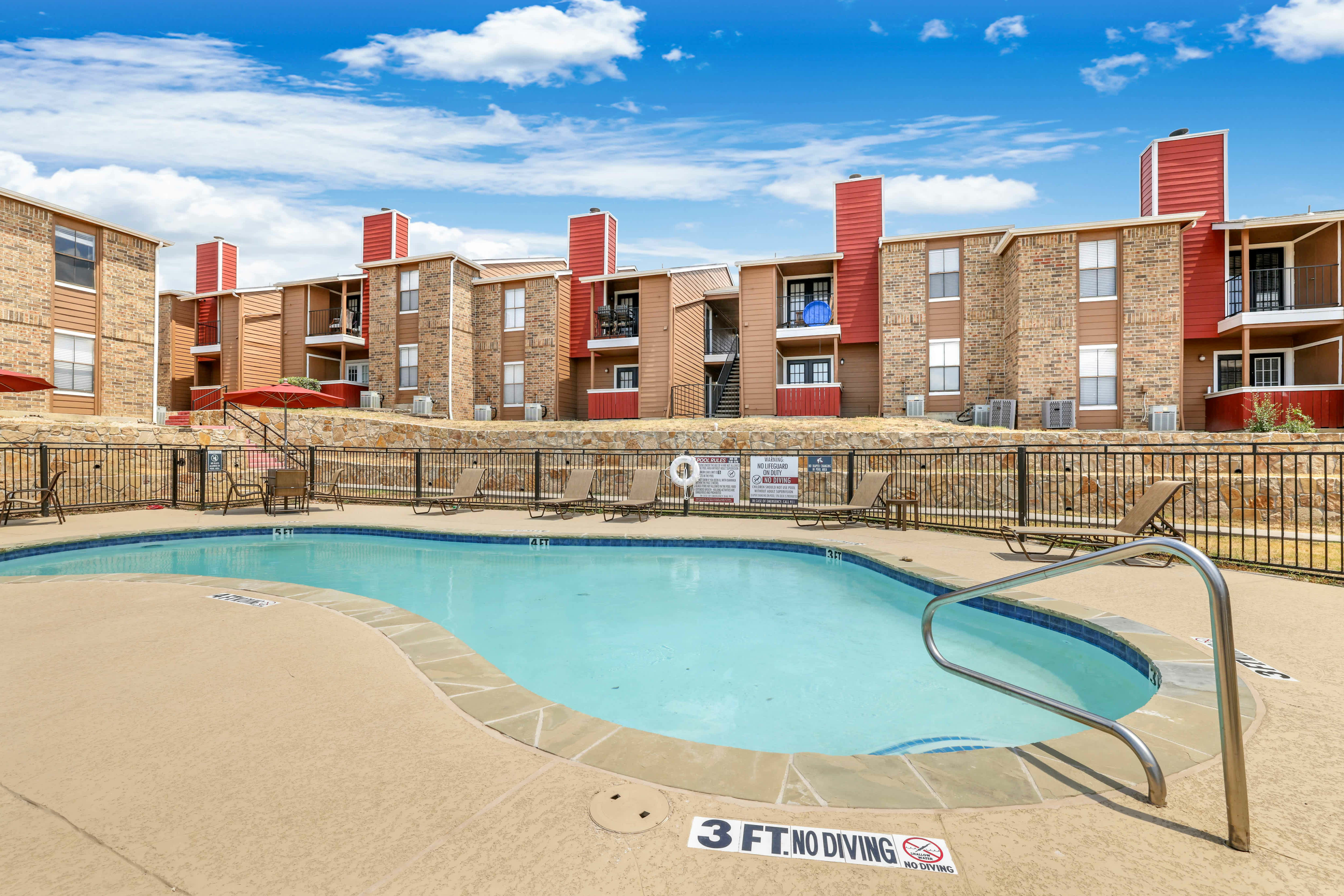 Marine Creek Apartments – photo 3