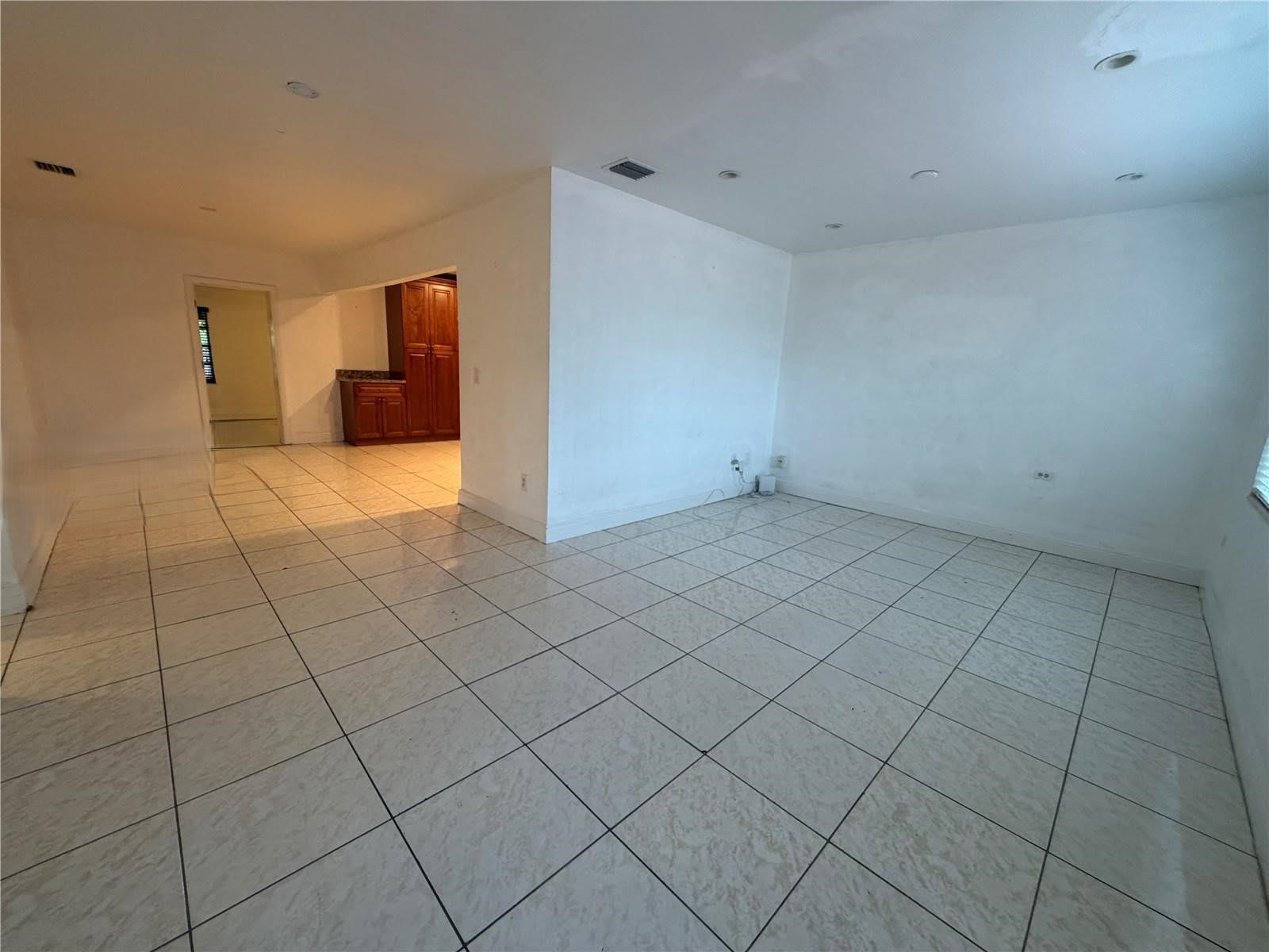 6318 Southwest 27th Street – photo 3