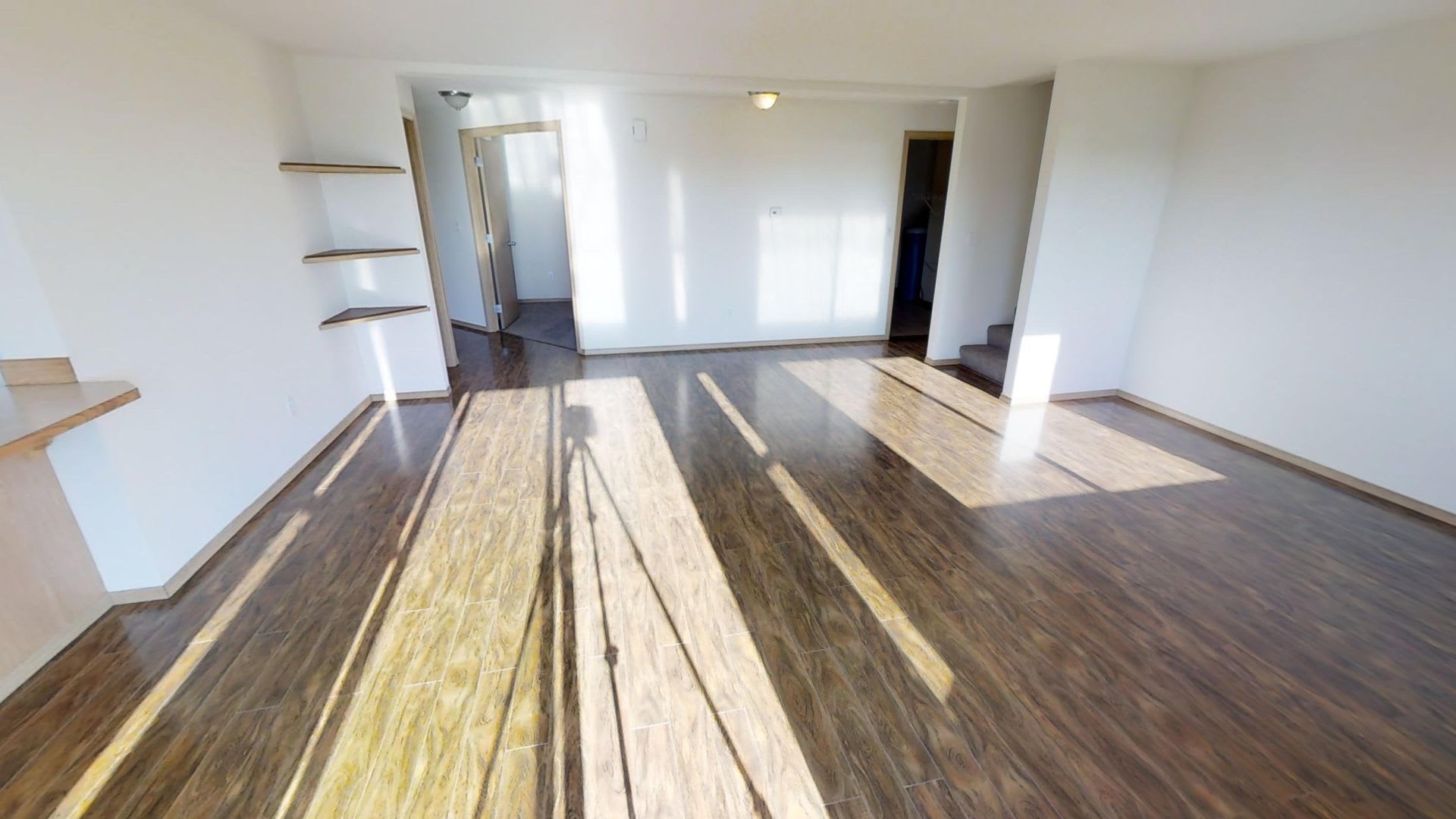 ***PENDING APPLICATION***Lovely Home with Breathtaking views – photo 5