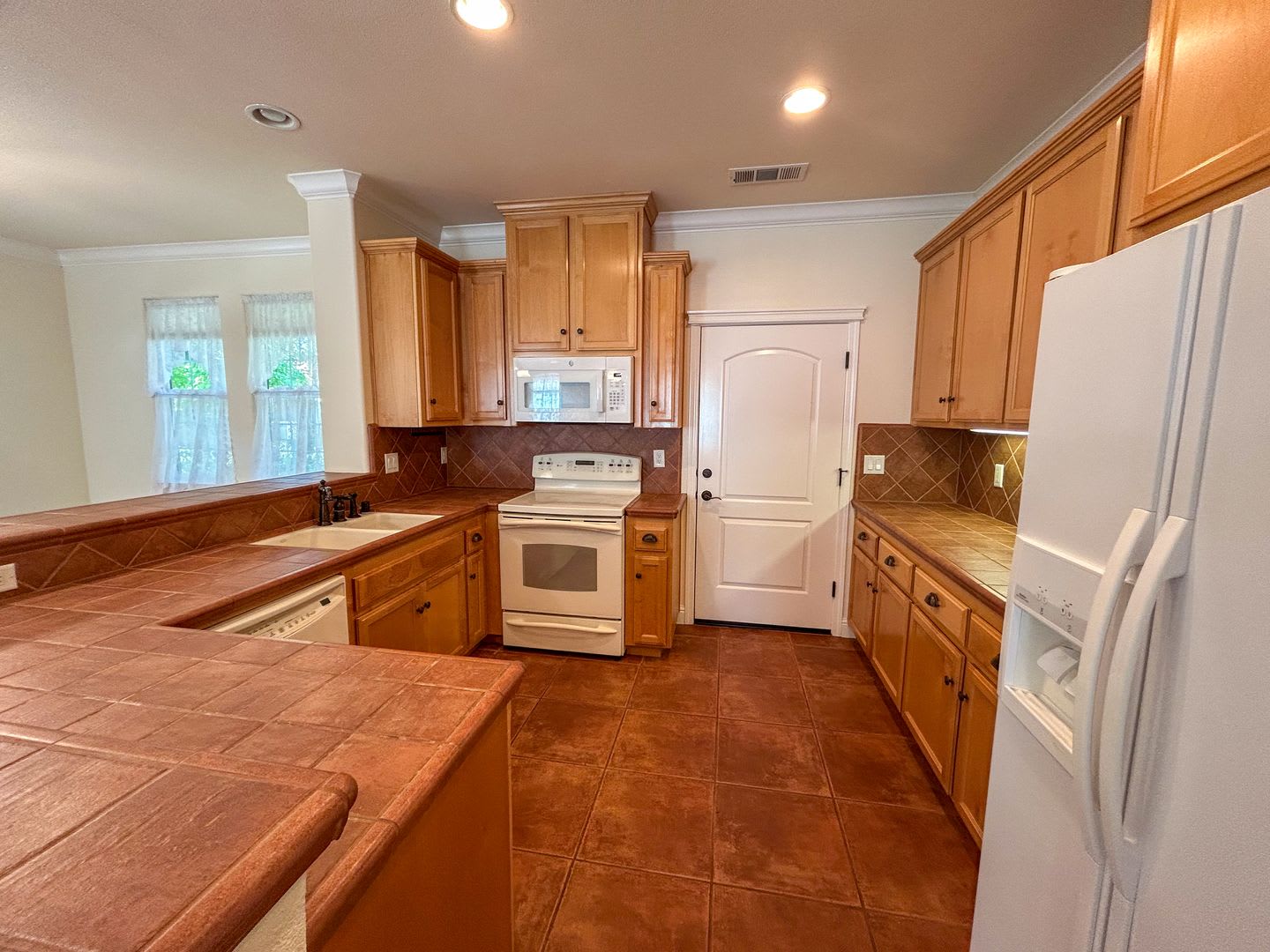 Move In Special 500 Off First Months Rent 3 Bedroom Home For Rent In Orland Ca Pet Friendly Utilities Included Westhaven Village 55 Community – photo 5