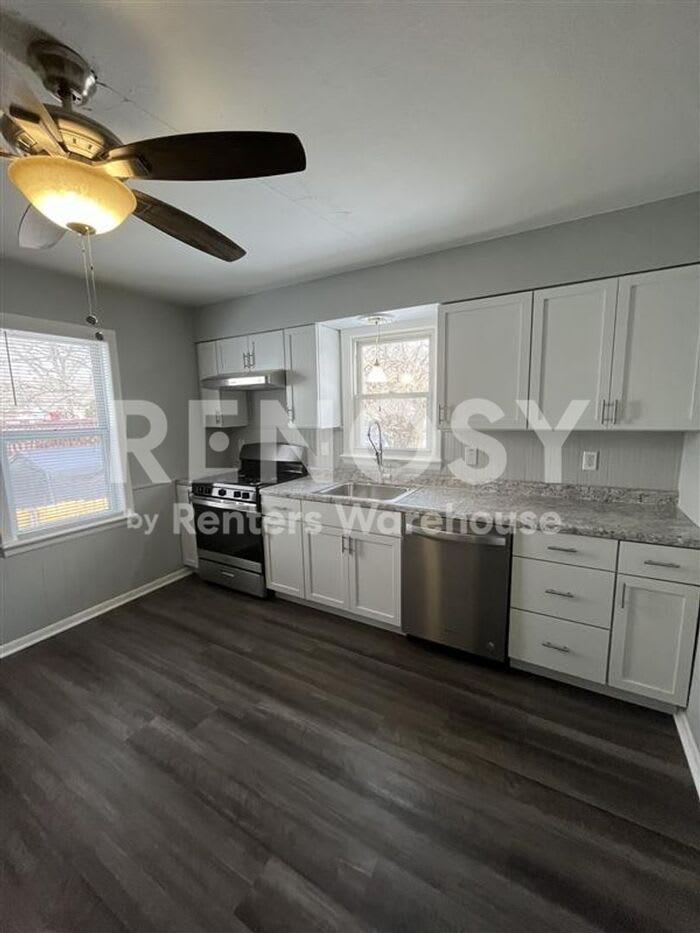 9812 Balboa Drive – photo 3