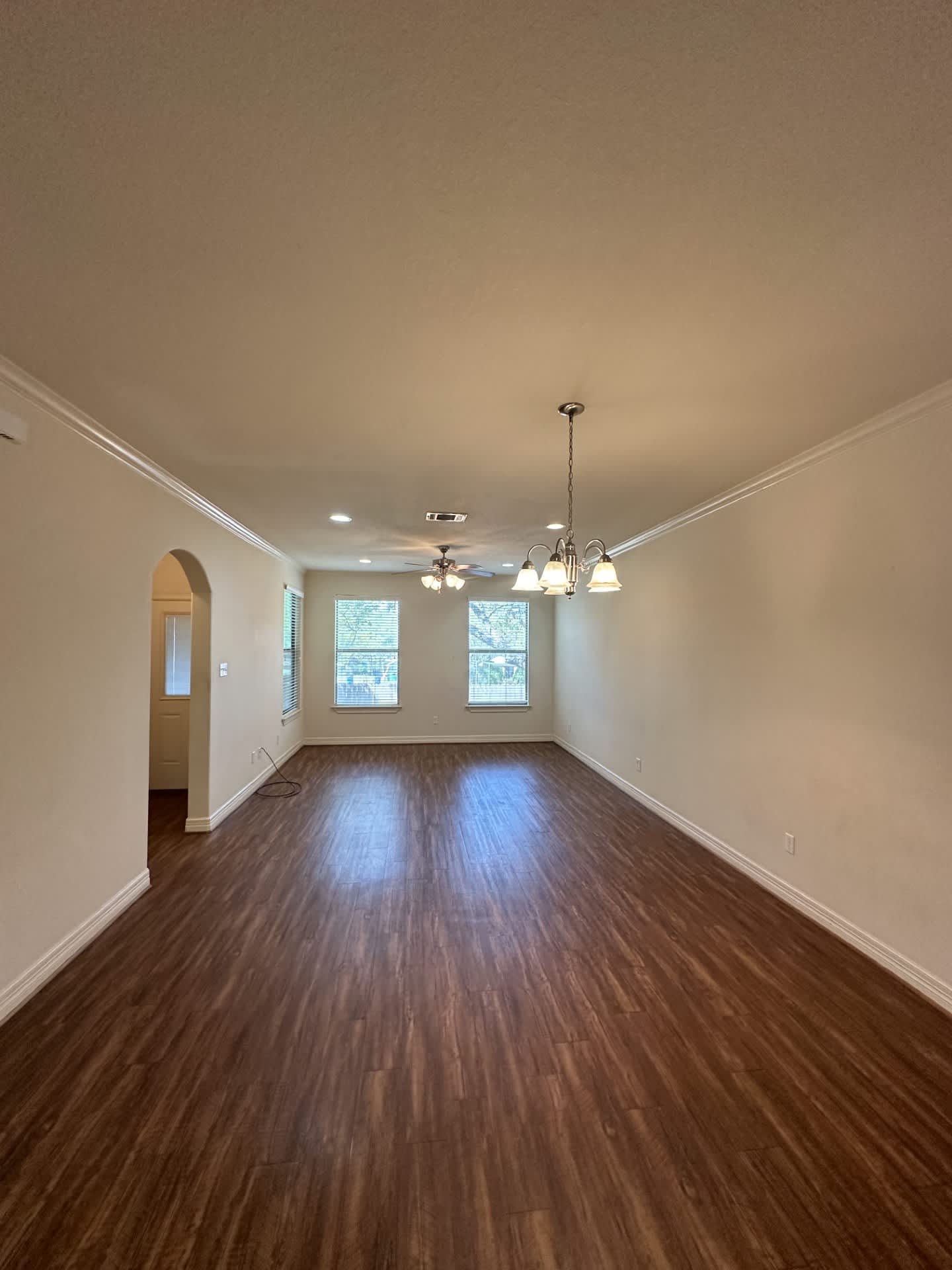212 South Tesch Street – photo 4