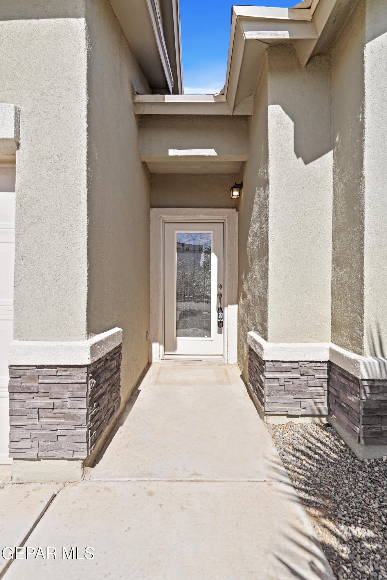 1117 Summer Rain Street – photo 5