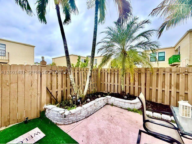 1569 Shaker Cir – photo 2