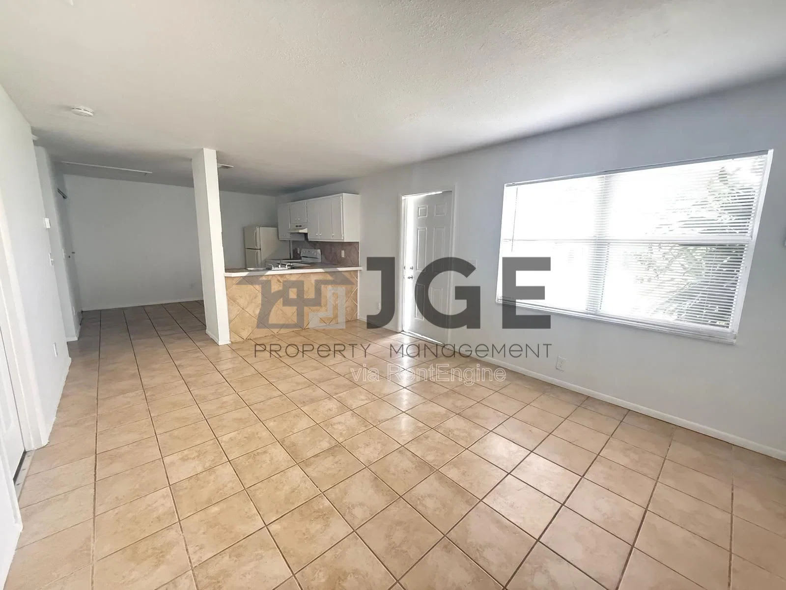 198 Charlotte Avenue – photo 2