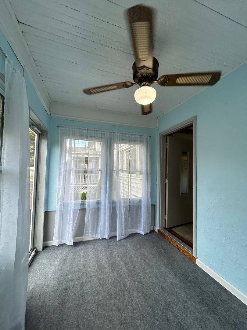 Exceptional 3 bdrm/1.5 ba Home!! Beautifully cared for! – photo 4