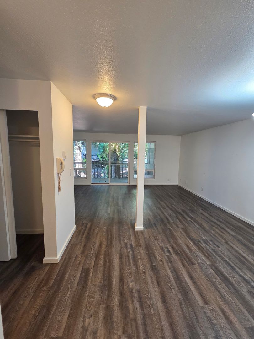 Twin Cedars Apartments – photo 4