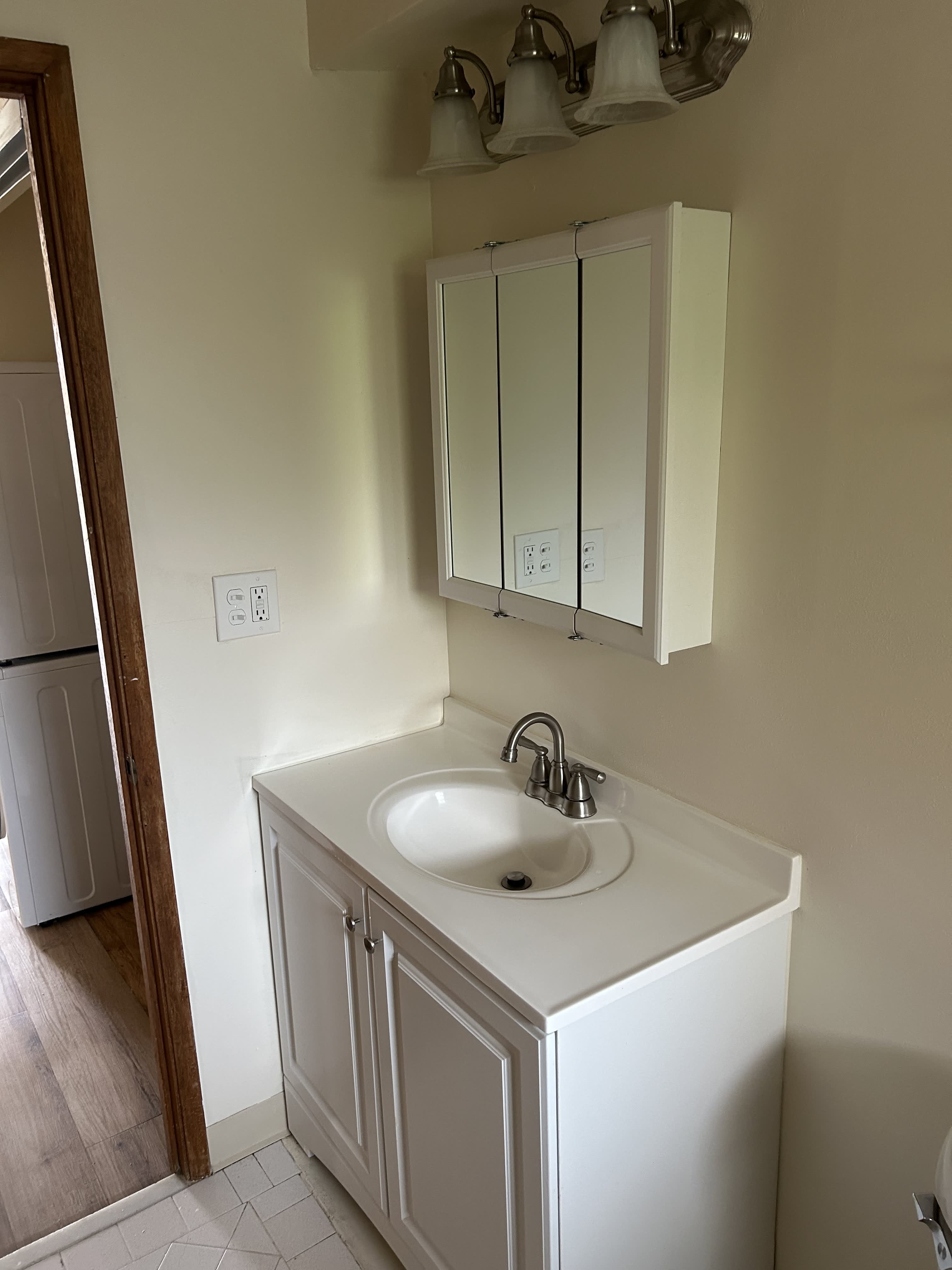 4073 Gilman Avenue West – photo 5