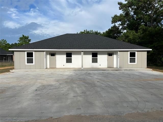 504 S 14th Avenue – photo 1