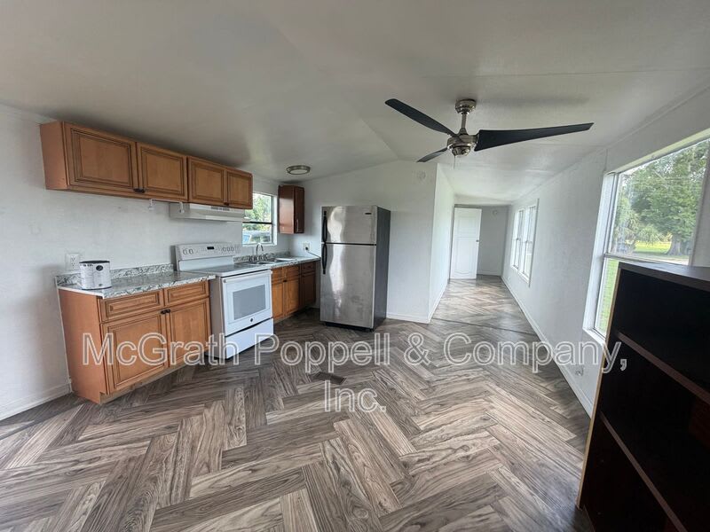 7229 Halima Road – photo 4