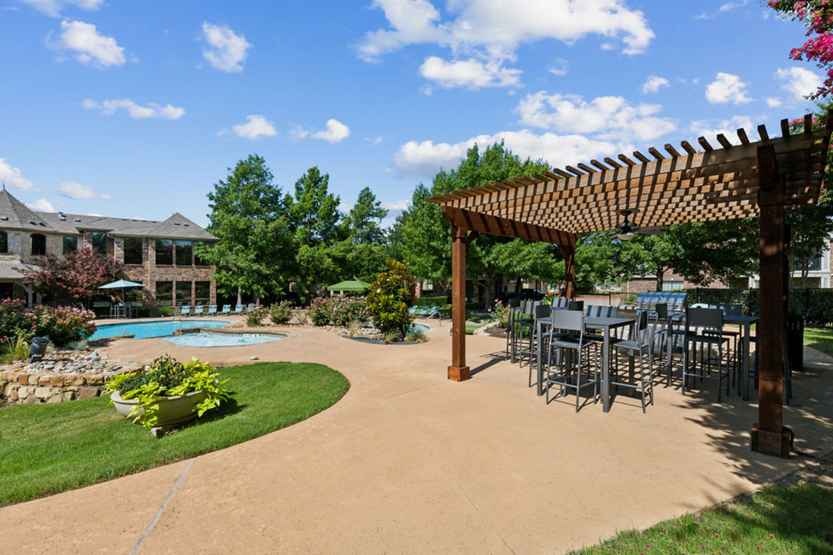 Enclave on Golden Triangle Apartments – photo 5