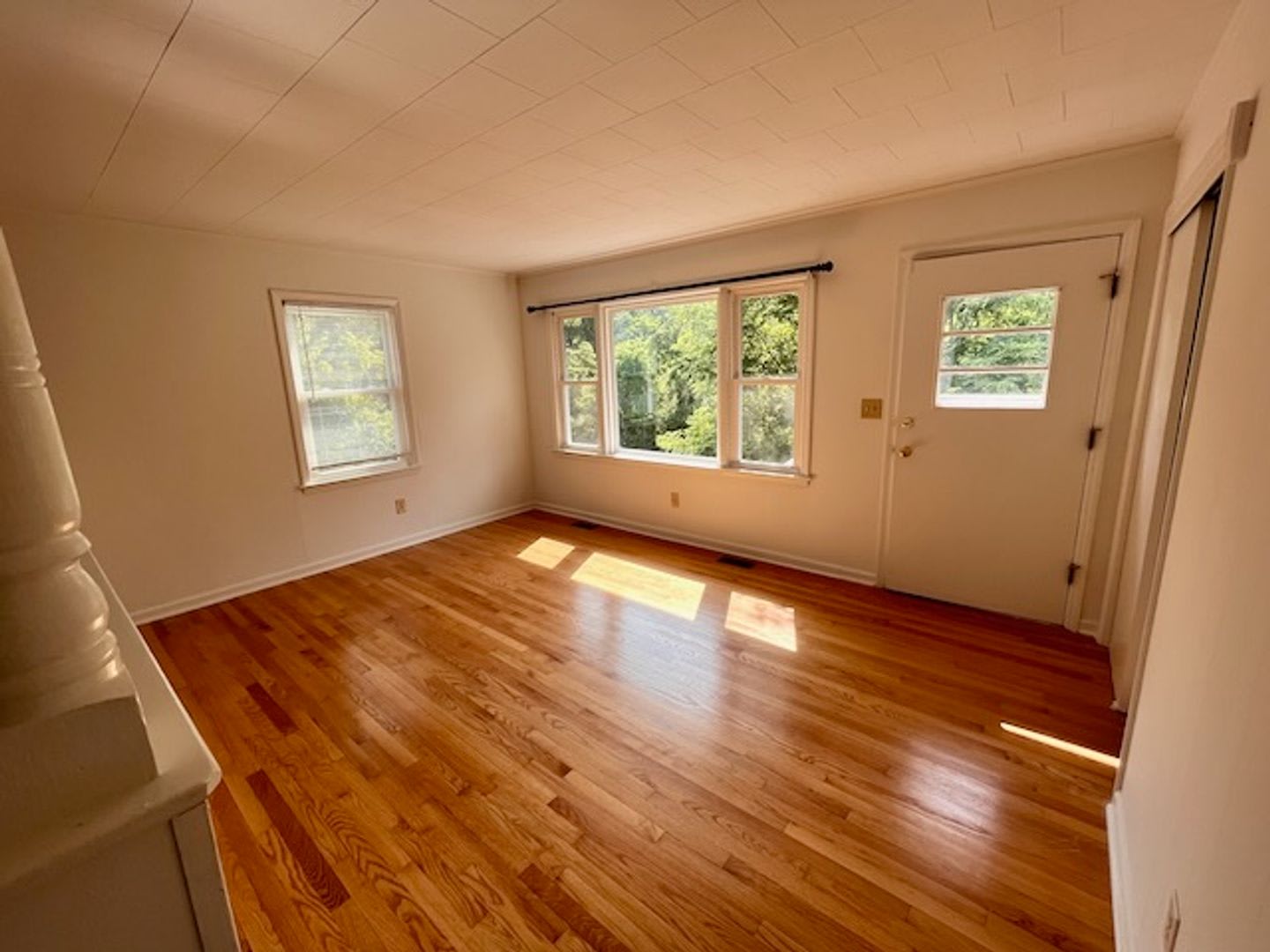 3 Bedroom, 1 Bath House – photo 2