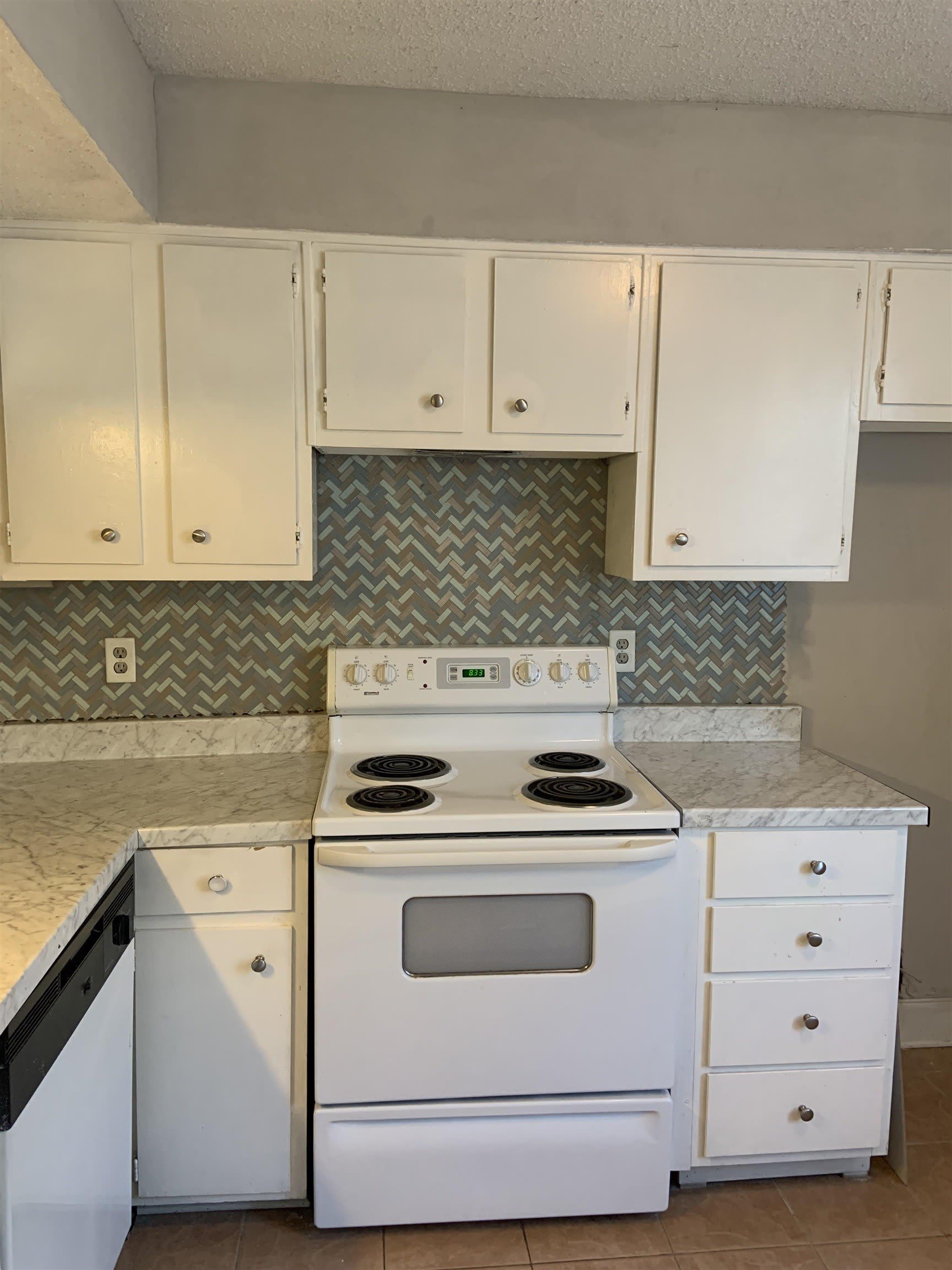 5588 CLARKE ADDRESS St – photo 3