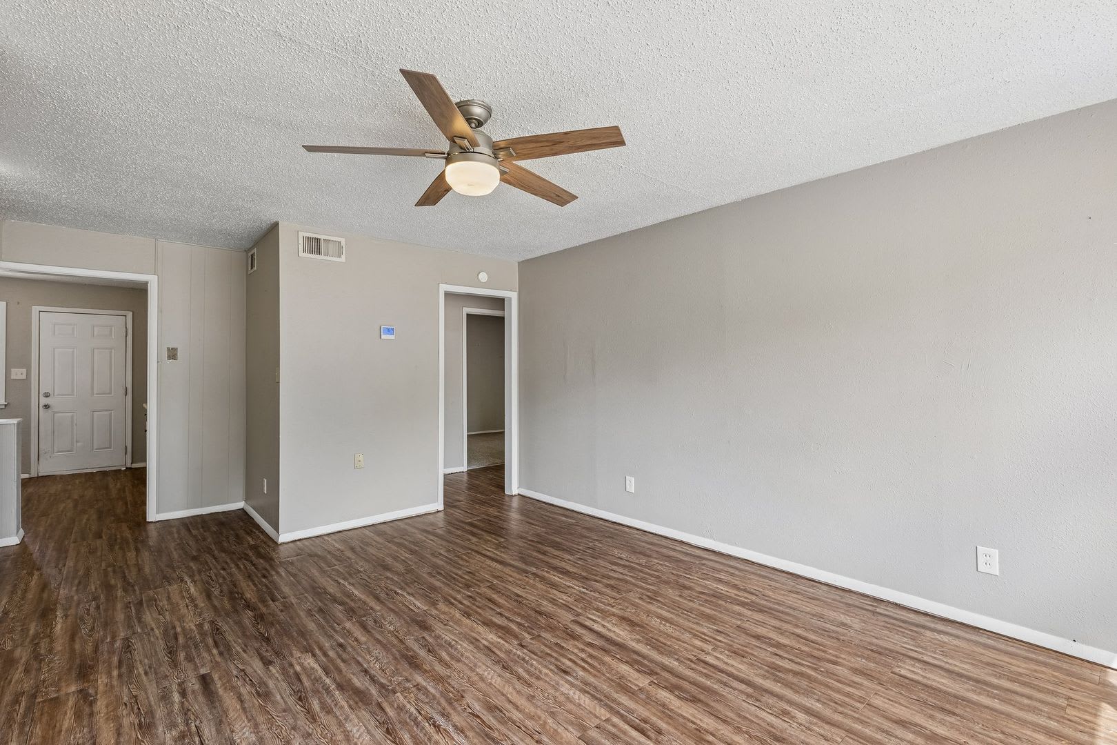 4405 SE 20th St – photo 3
