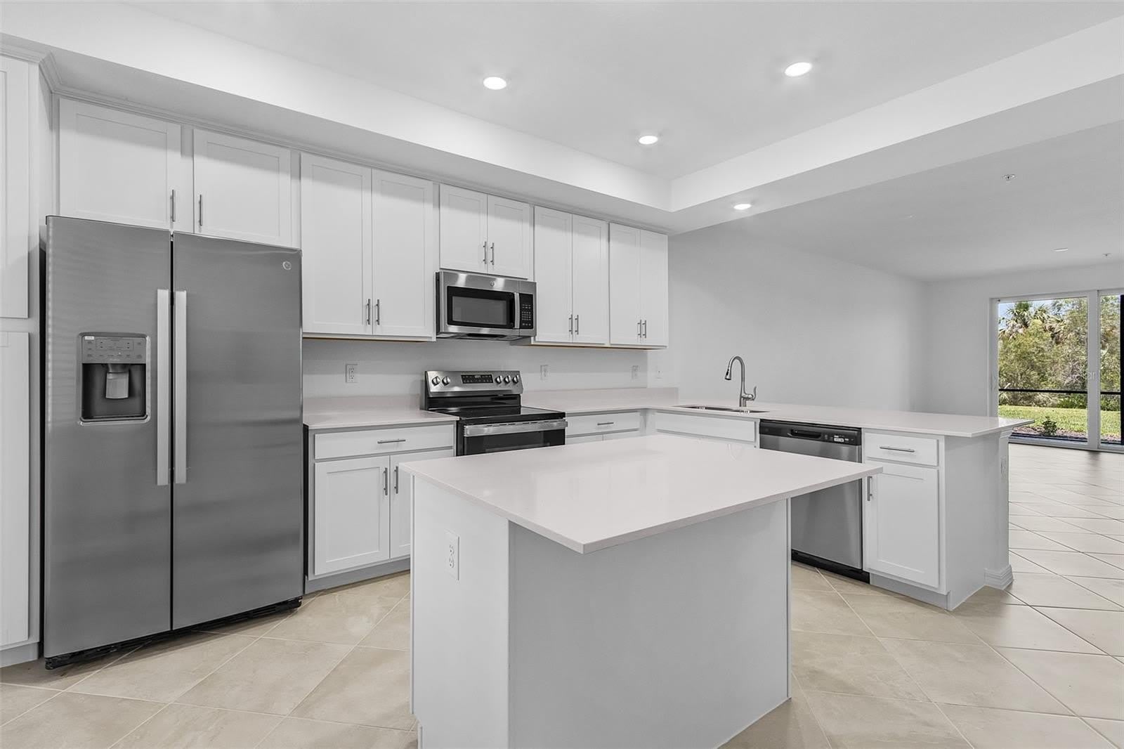 14191 Heritage Landing Boulevard – photo 1