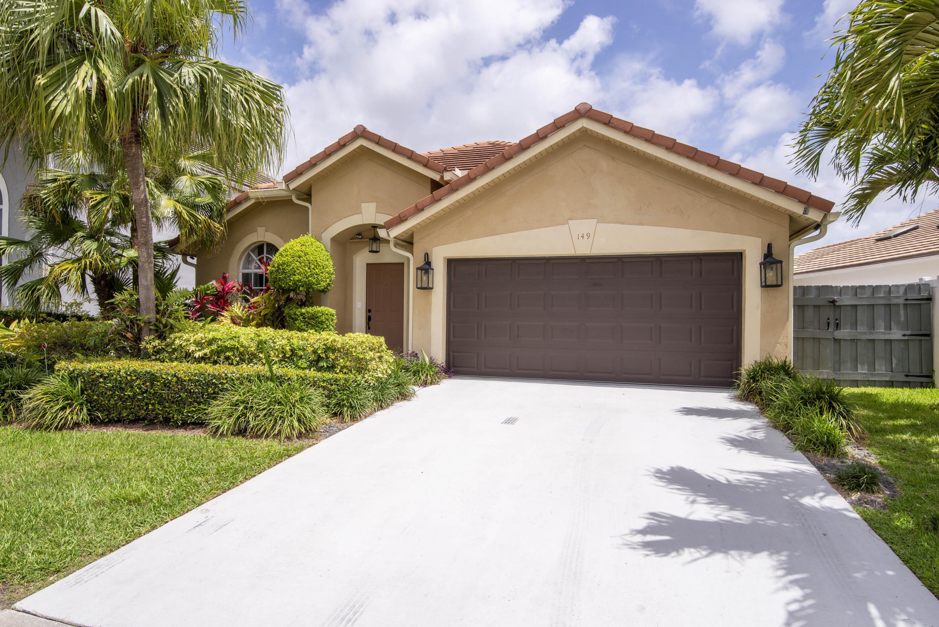 149 Cypress Cove – photo 1