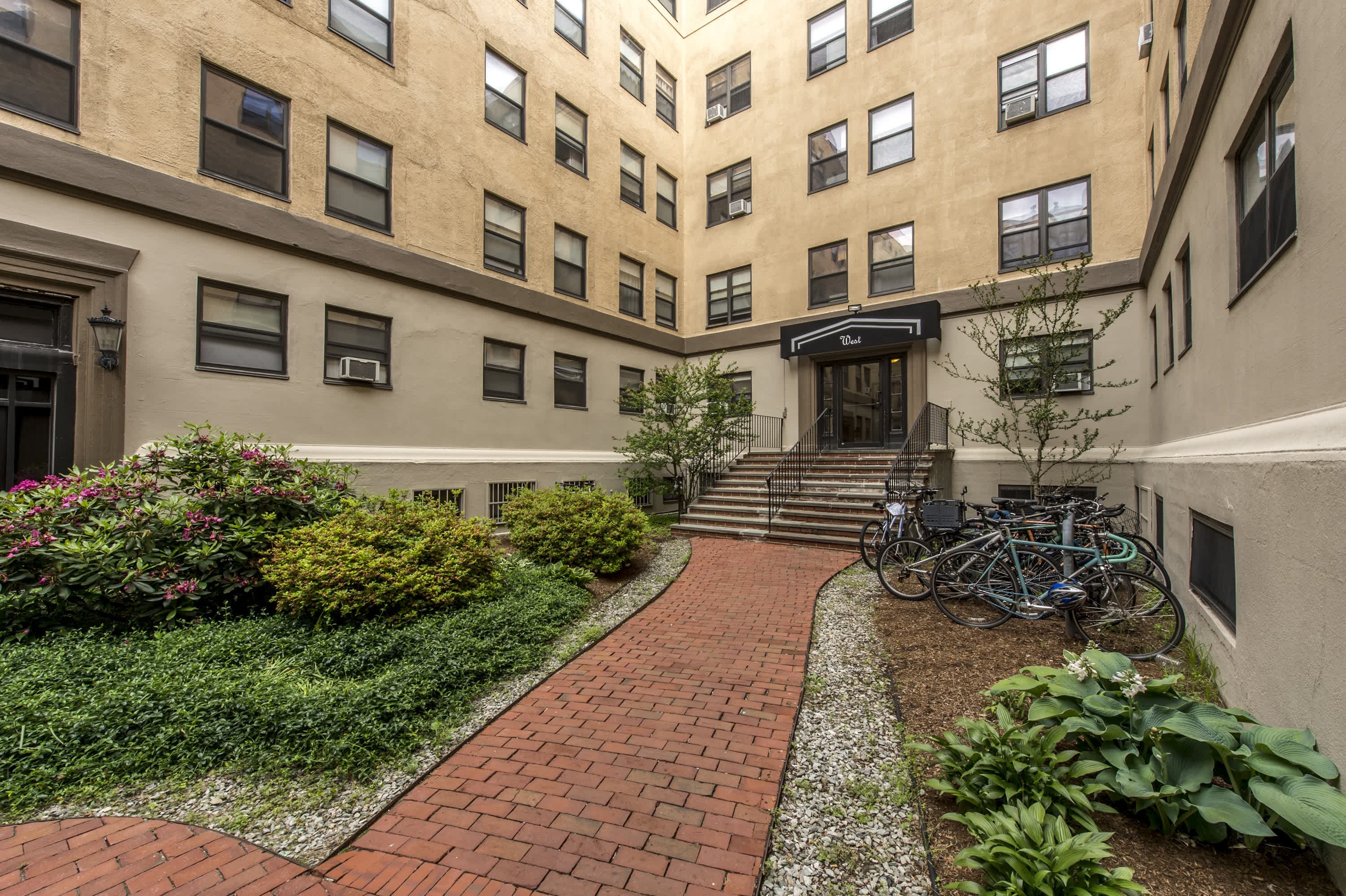 Longfellow Apartments – photo 2