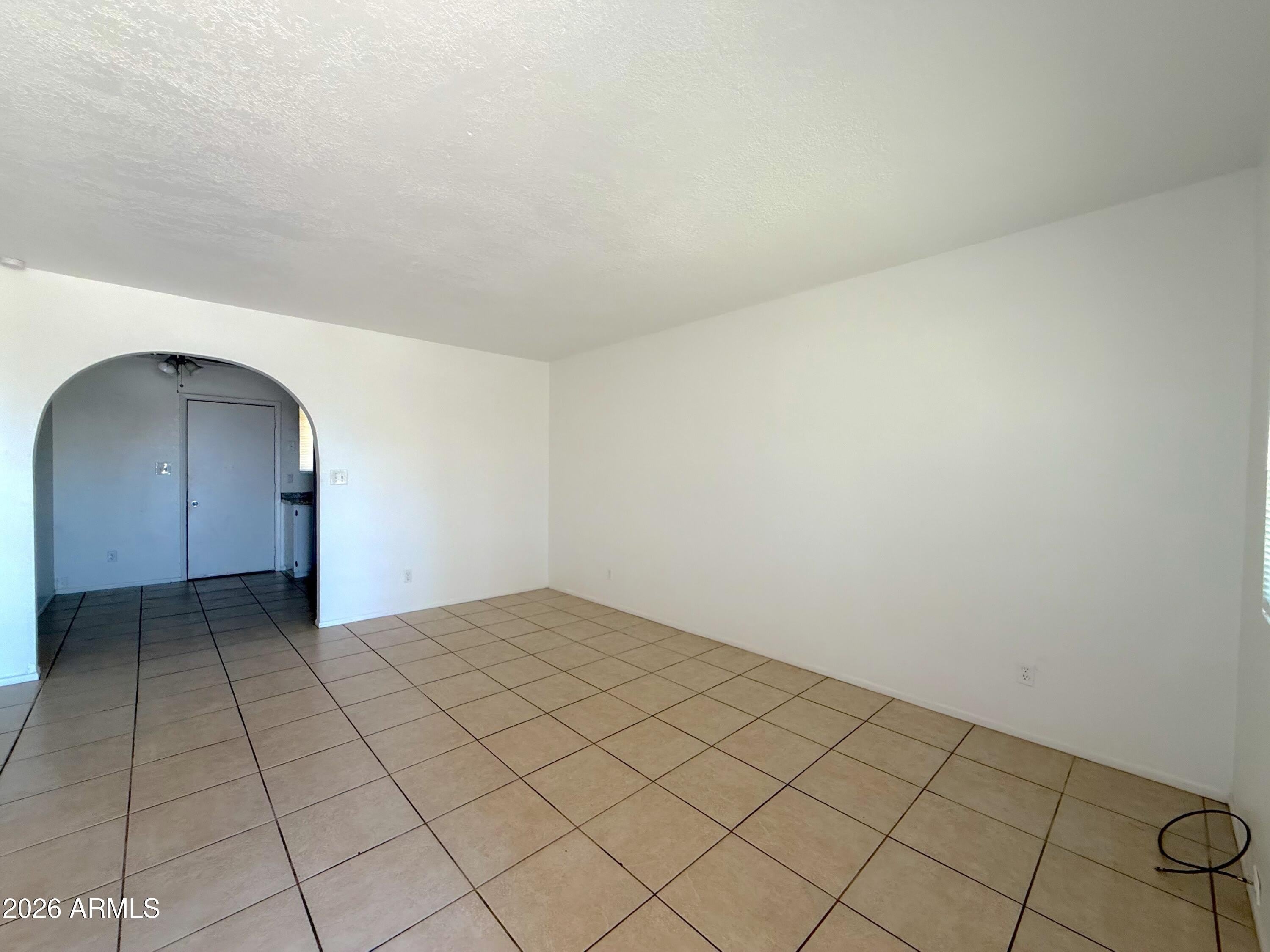 522 E 9th Avenue – photo 3