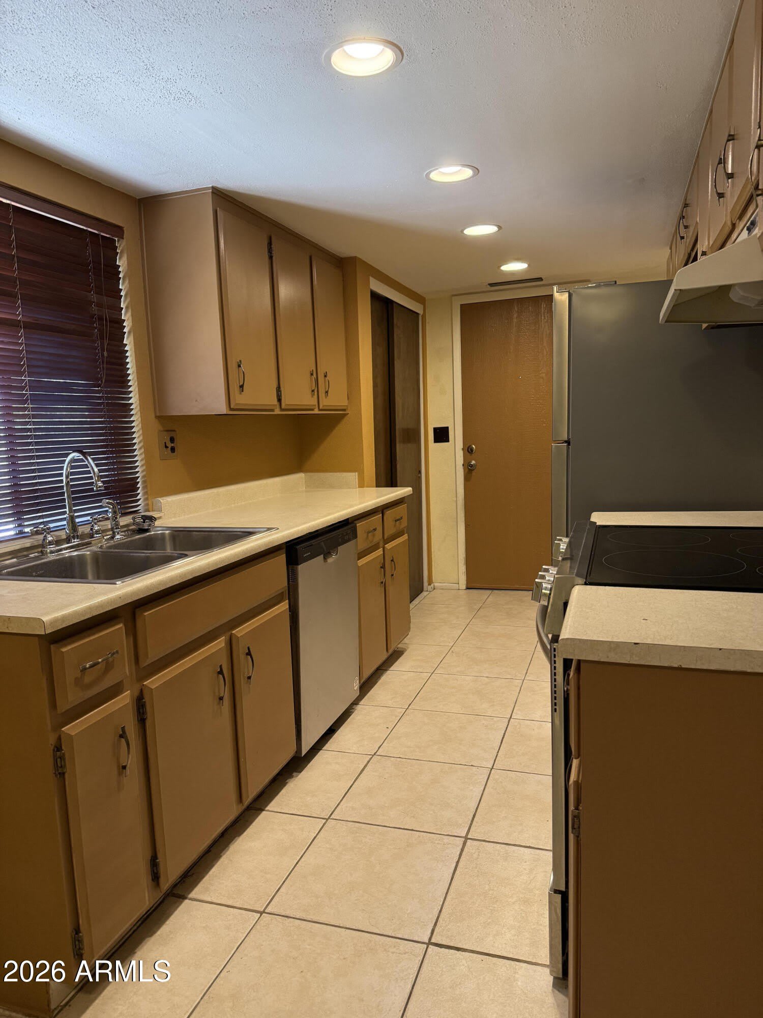 10407 N 11Th Place – photo 4